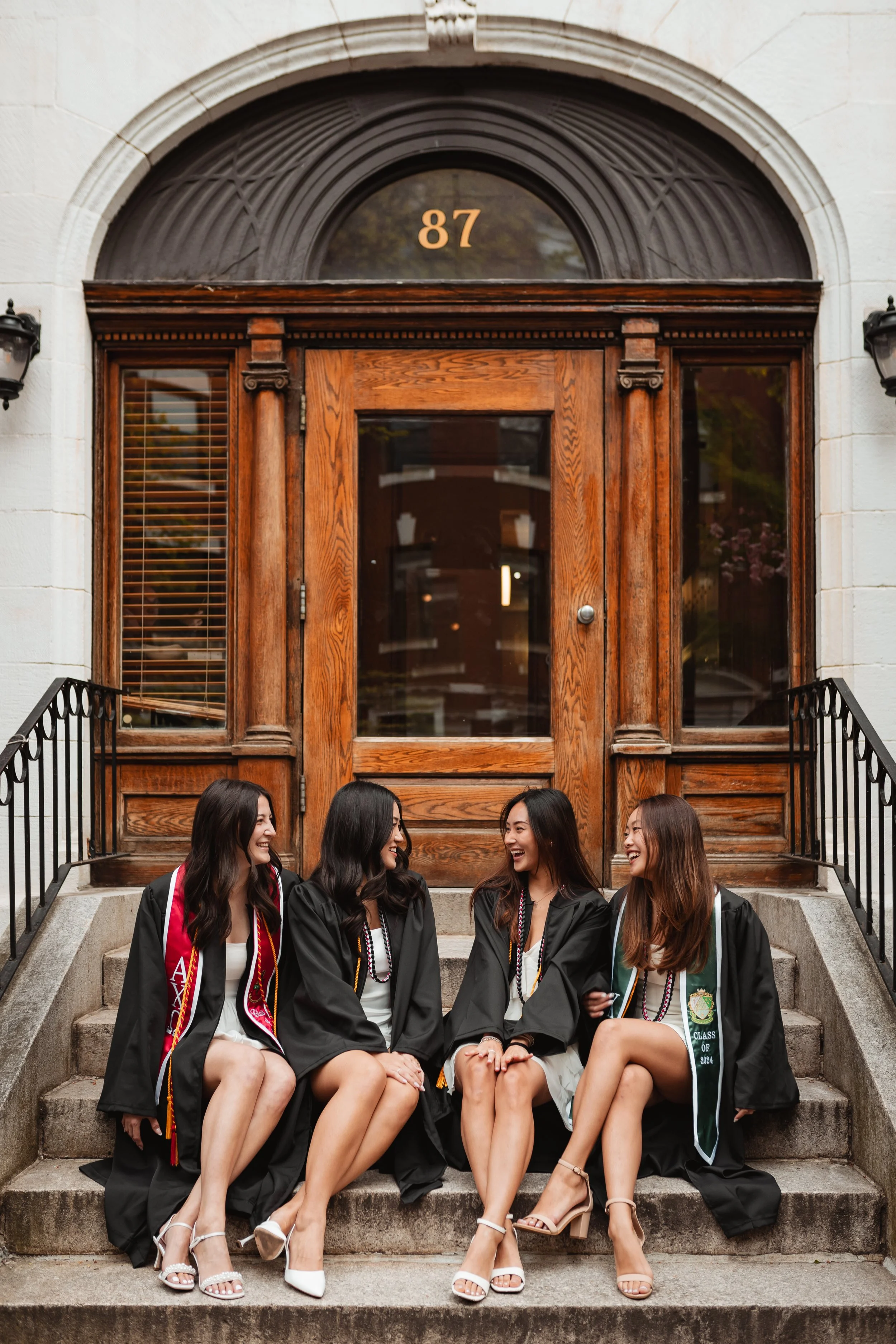 Michelle + Friends Grad Shoot-48.jpg