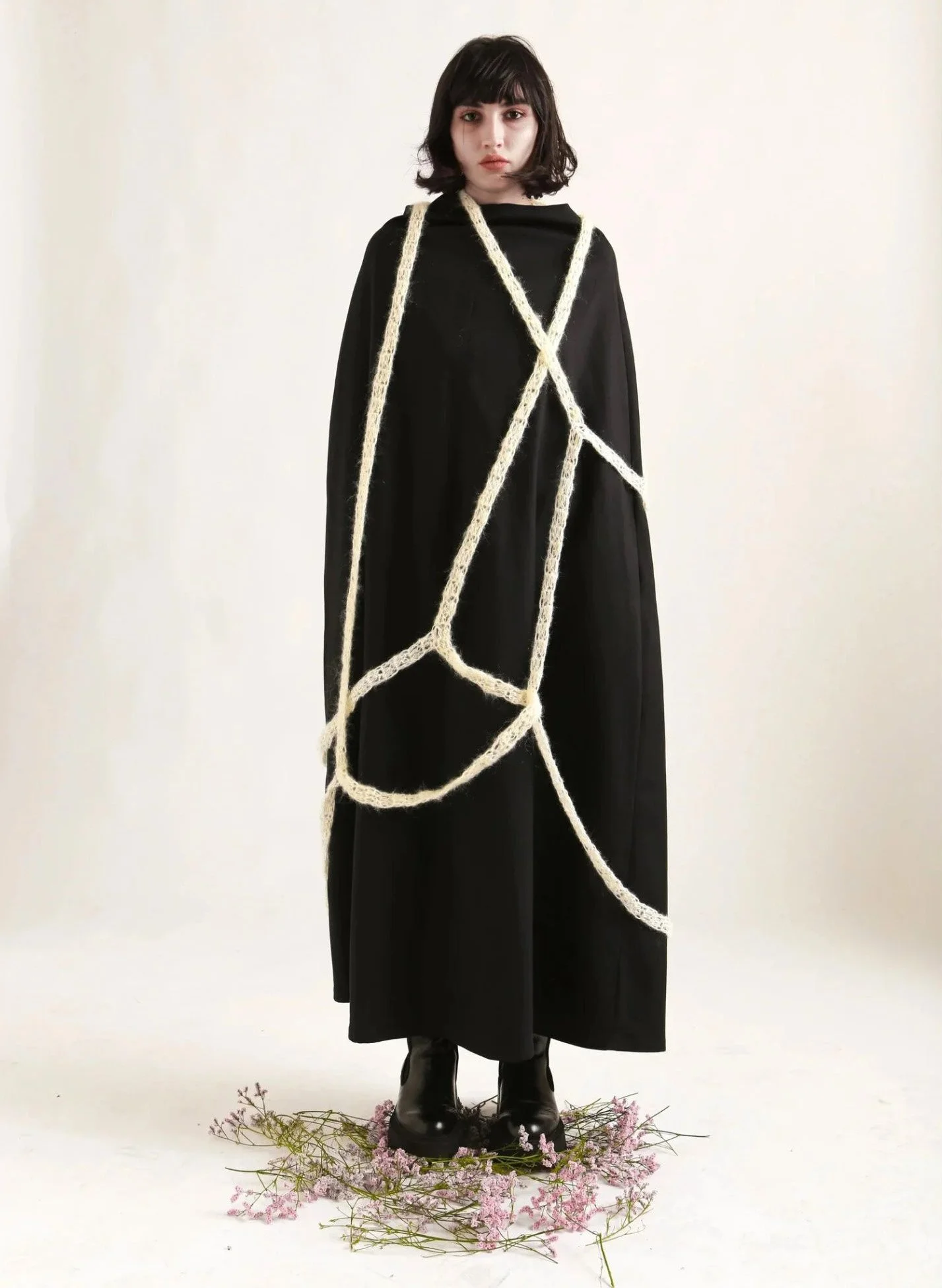 Bound
Cotton canvas and crochet mohair, 2023