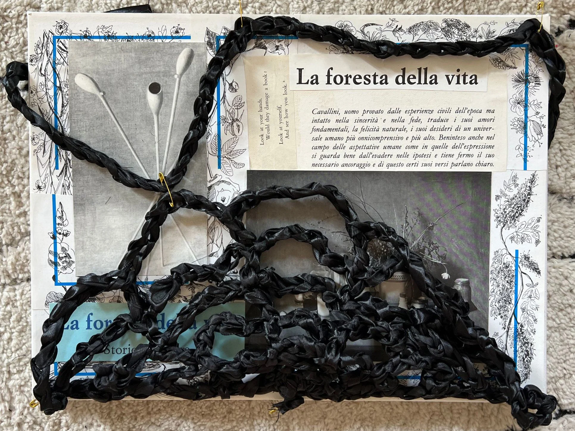La Foresta
Magazines, crochet ribbon, 2023