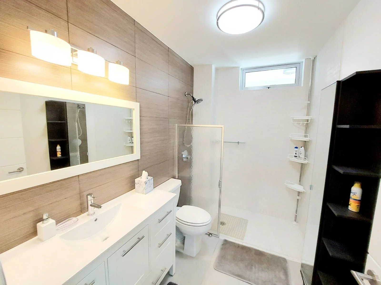 A full bathroom