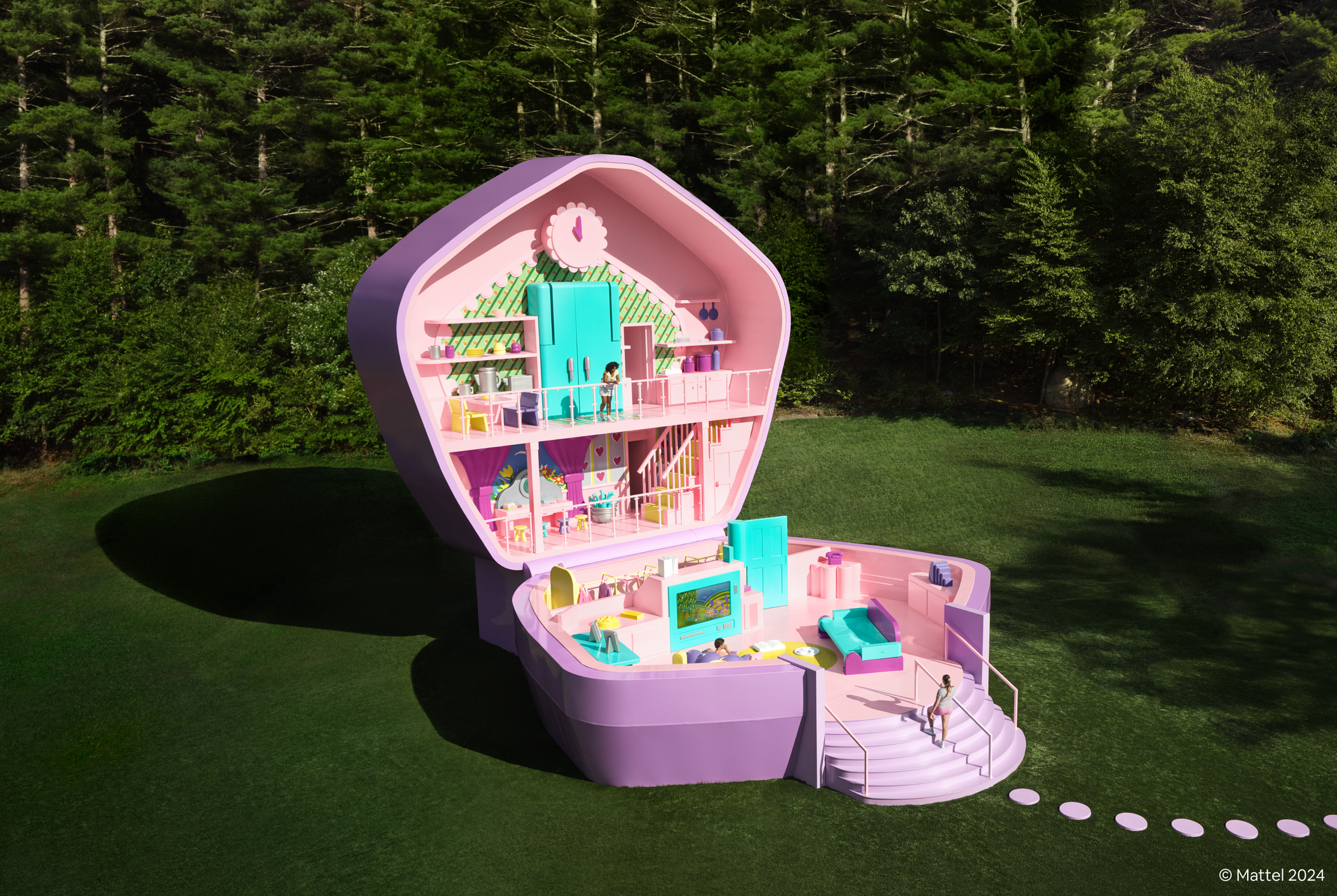 Sleepover at Polly Pocket's Compact