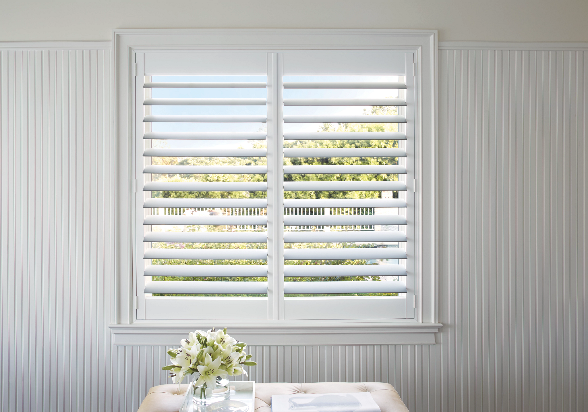 Hunter Douglas NewStyle® Shutter With Hidden Tilt