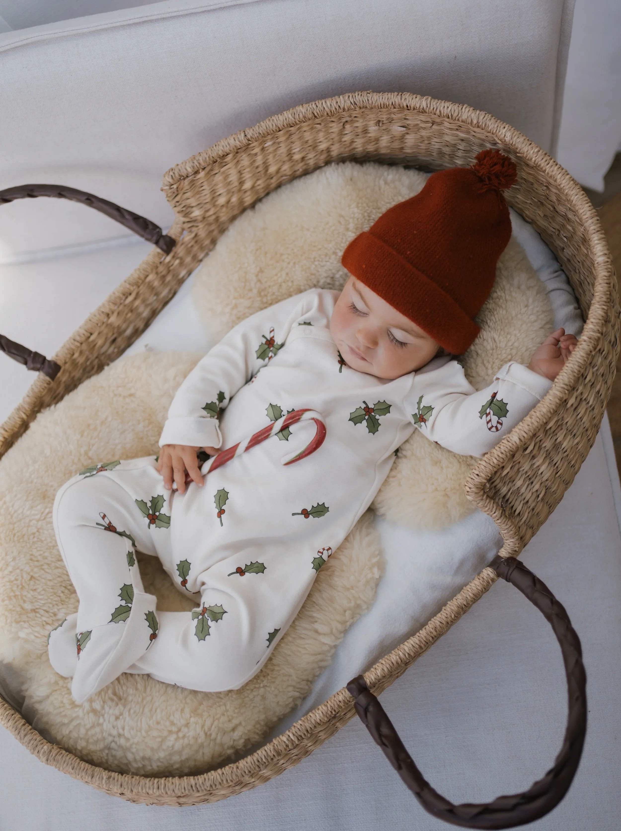 A New Mother’s Guide to Holiday Gifting with Organic Zoo
