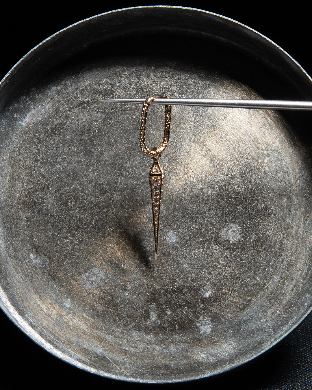 metier med engrave spike-2.jpeg