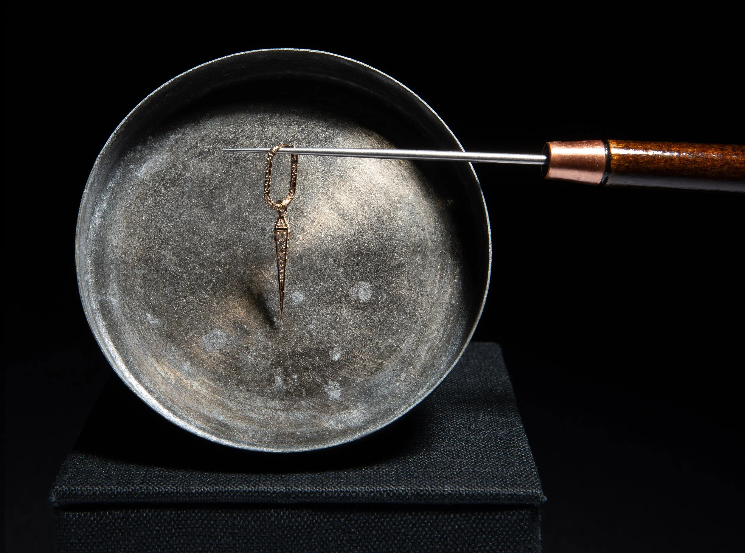 metier med engrave spike-2.jpg