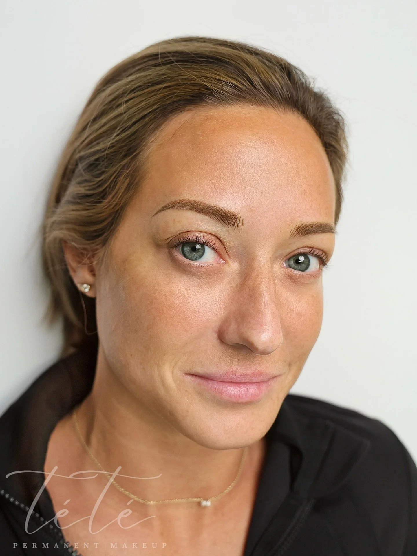 Same combo brows, shared again ✍🏽
I didn&rsquo;t capture a before photo🥲, but you can see the full before in yesterday&rsquo;s Brow Diaries video.

&mdash;&mdash;&mdash;&mdash;&mdash;&mdash;&mdash;&mdash;&mdash;&mdash;&mdash;&mdash;&mdash;&mdash;&m