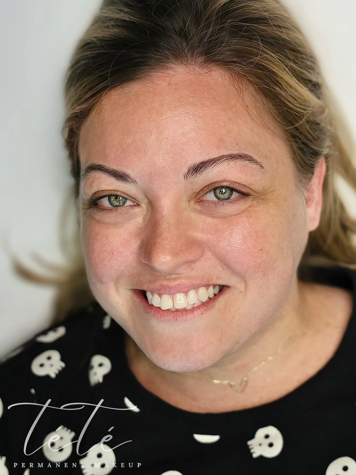 Yesterday you saw the reaction.
Today, here&rsquo;s a closer look at the brows 🤍

Overplucking in the 90s left very little natural hair to work with, but Nano Brows allowed us to rebuild the shape in a way that looks natural❤️

&mdash;&mdash;&mdash;