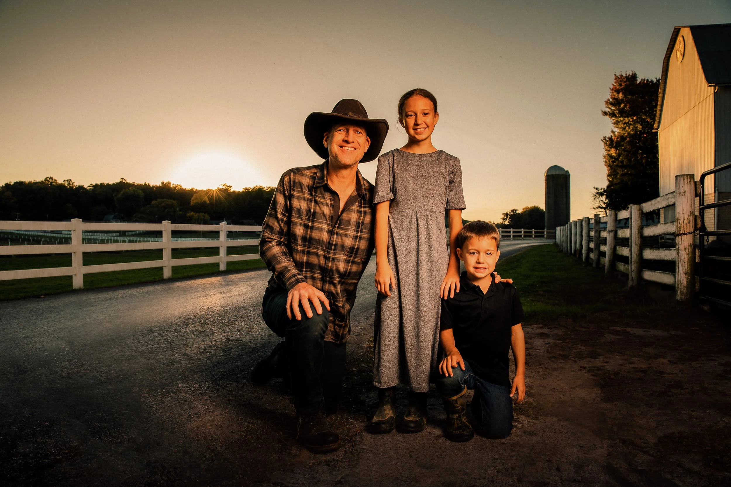 @thedjpierce_Farmer_s Hen-11.jpg