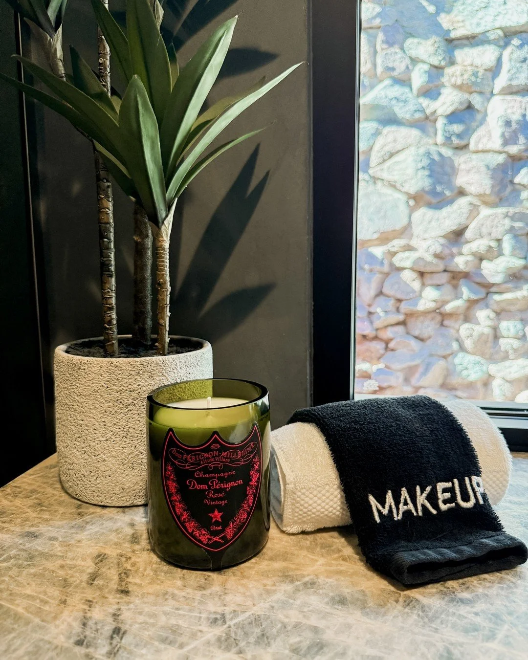 hosting is all about the details ✨

the best airbnb stays aren&rsquo;t just clean and well-designed, they feel good the second you walk through the door

a candle on the counter or nightstand adds that extra layer of comfort your guests didn&rsquo;t 