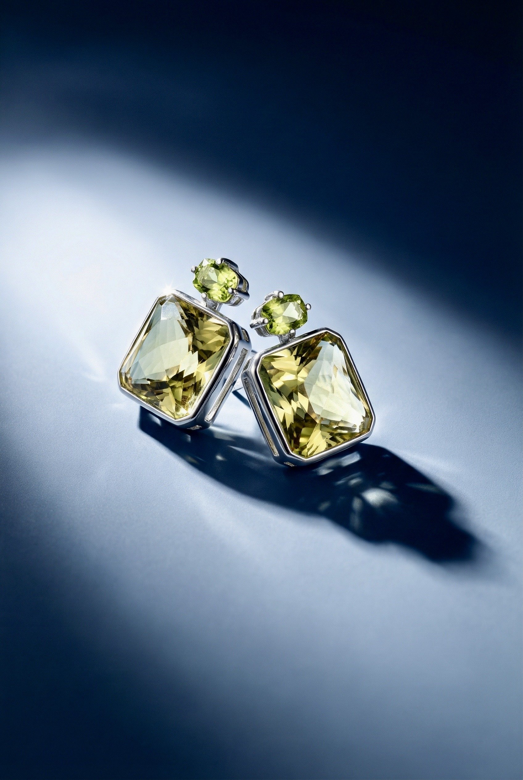 Los pendentes de Beatriz. Cuarzo limón y peridotos