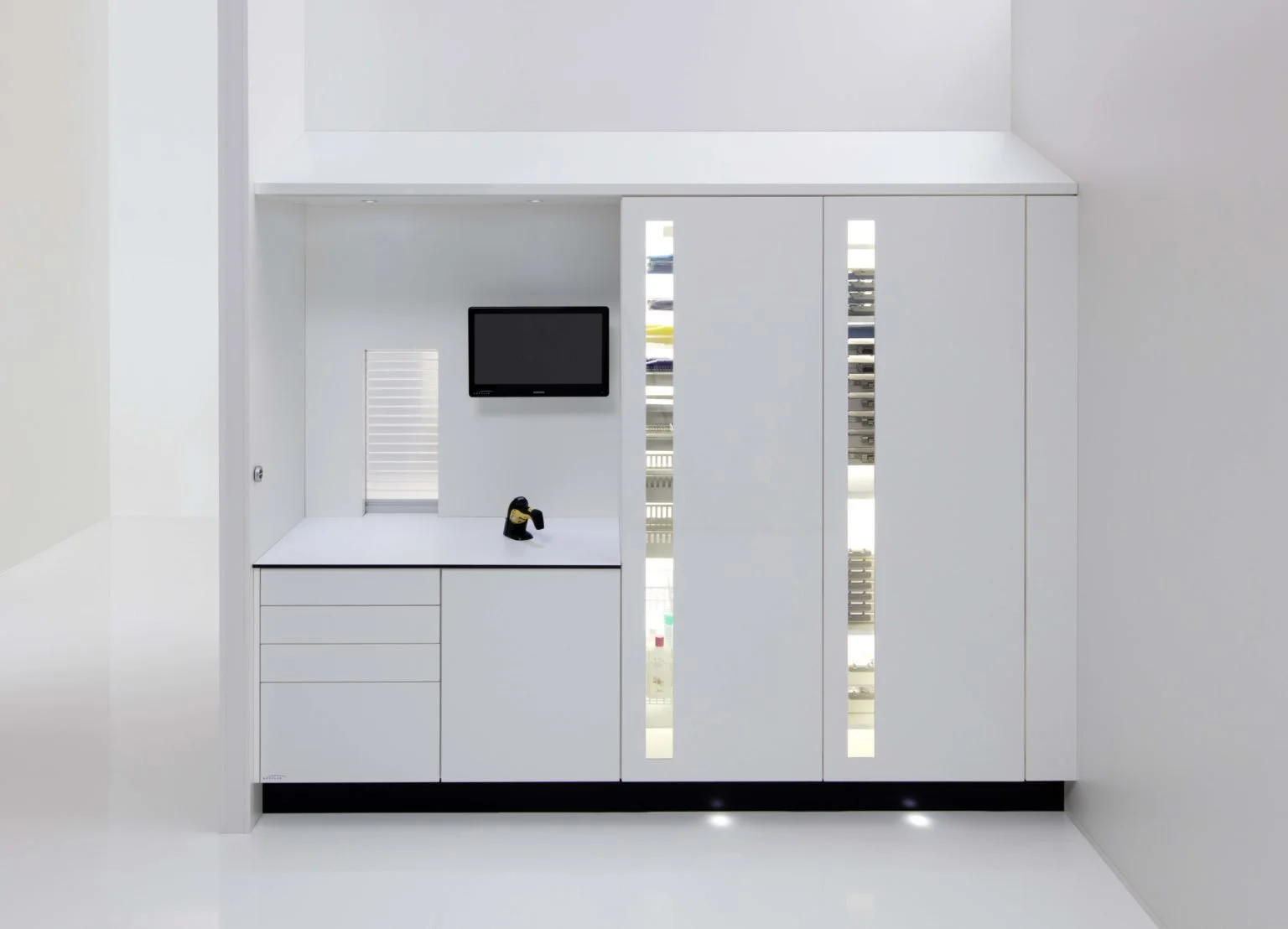 Sterilization Cabinets - ITC Collection