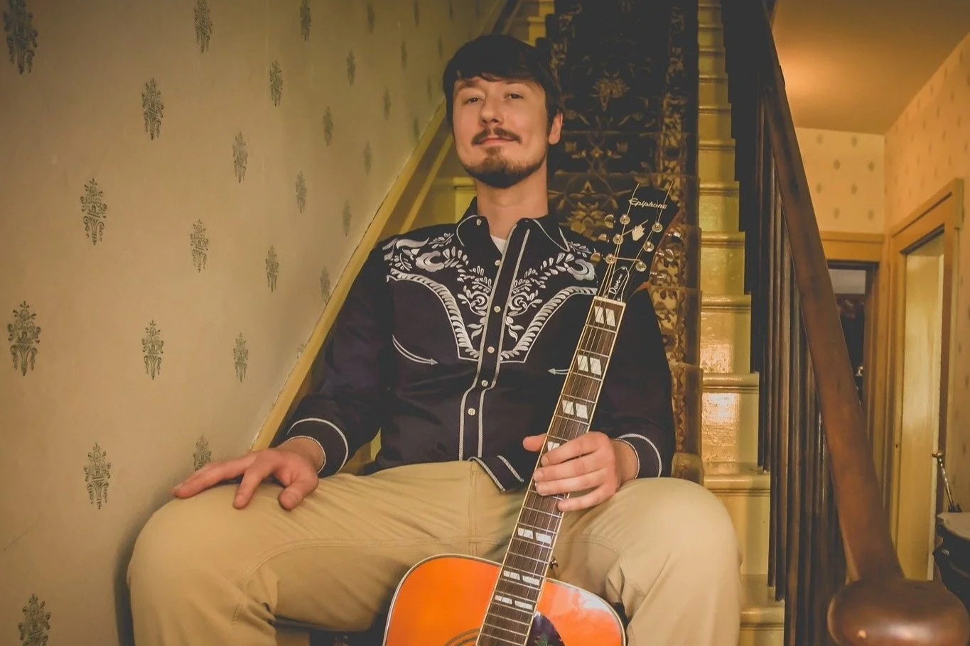 Live Music with John Louis Good