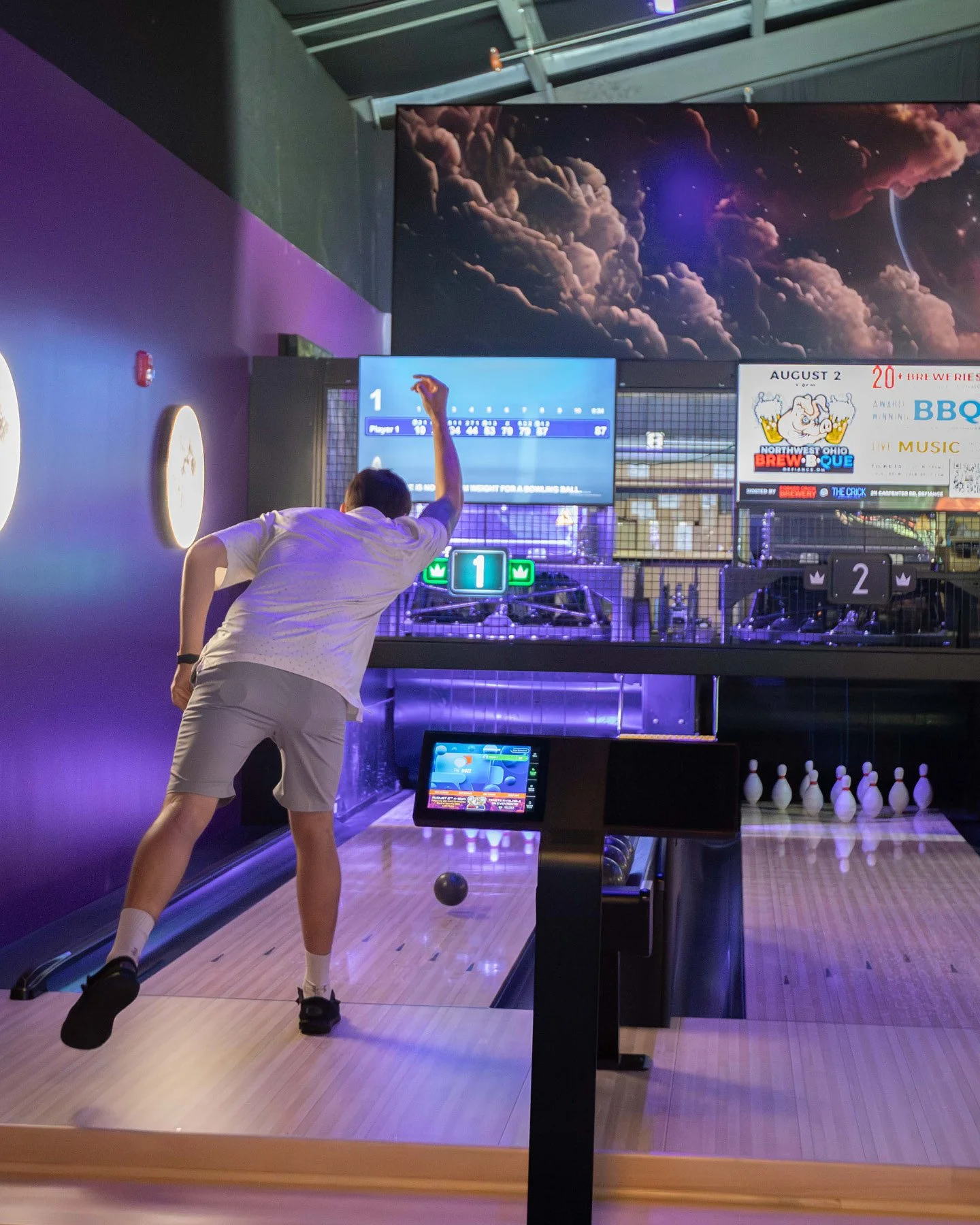 This >>> another night on the couch.