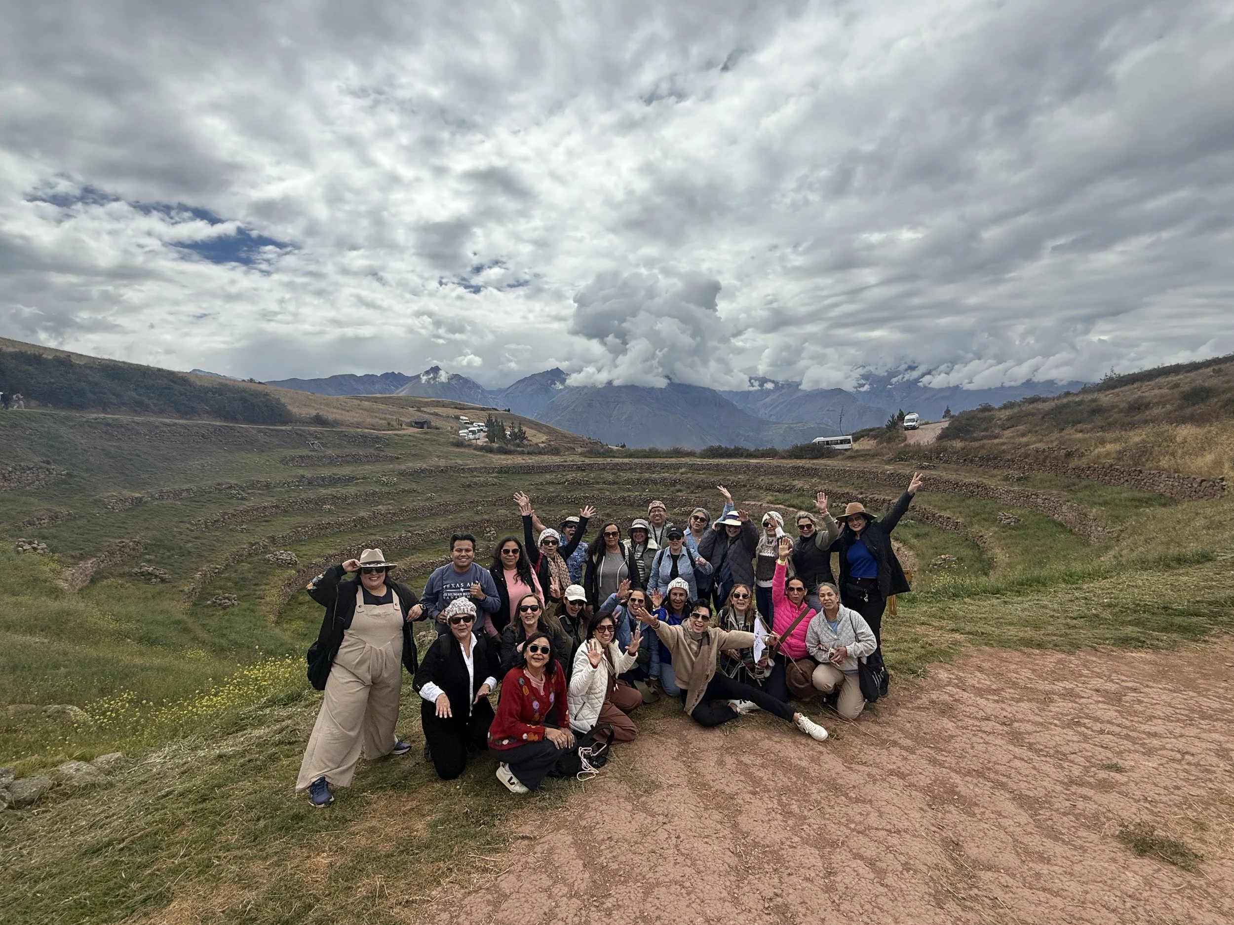 grupo-yasmany-moray-cusco-peru-2025.jpg