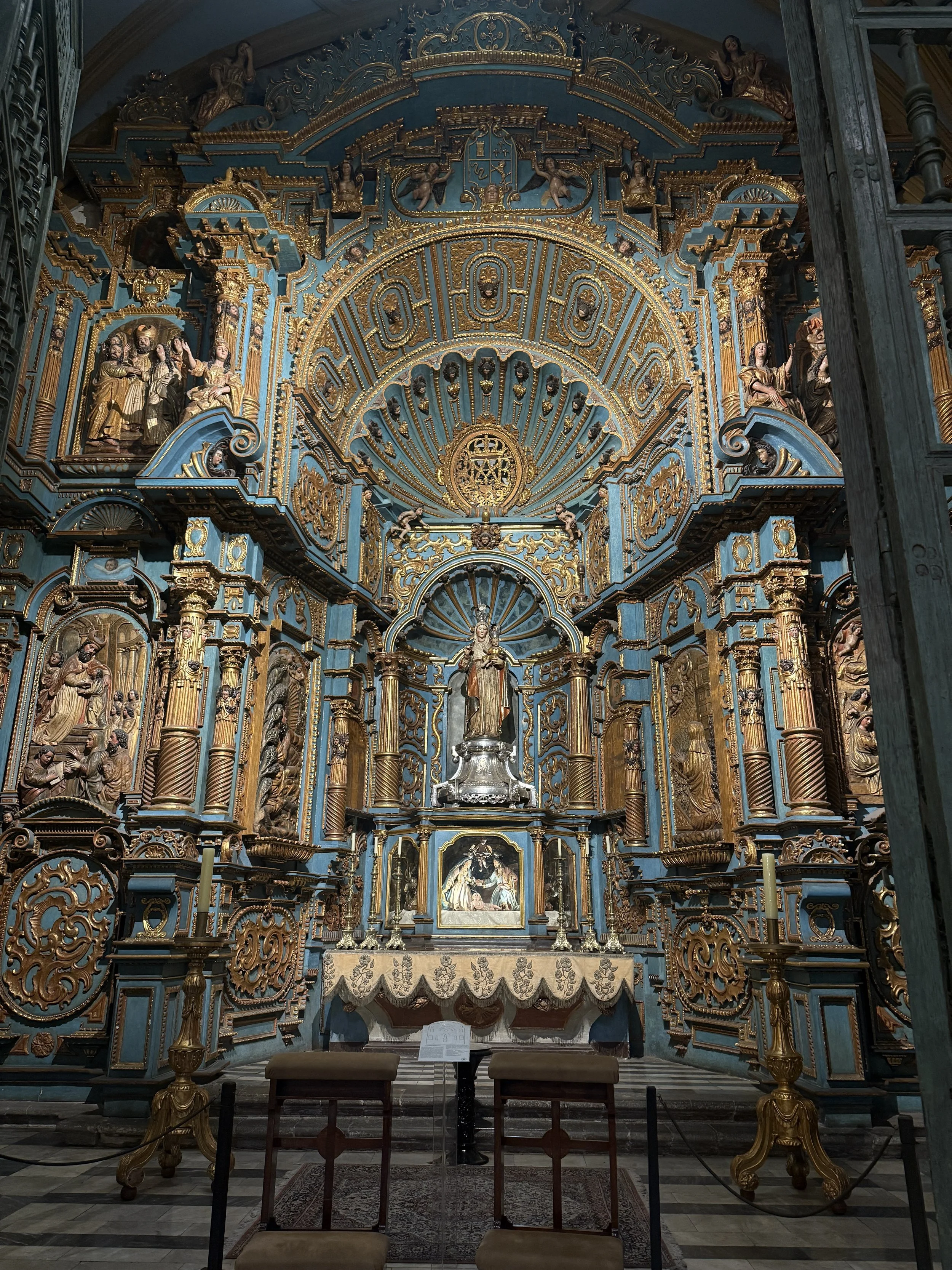 catedral-lima-interior-oro-yasmany-2025.jpg