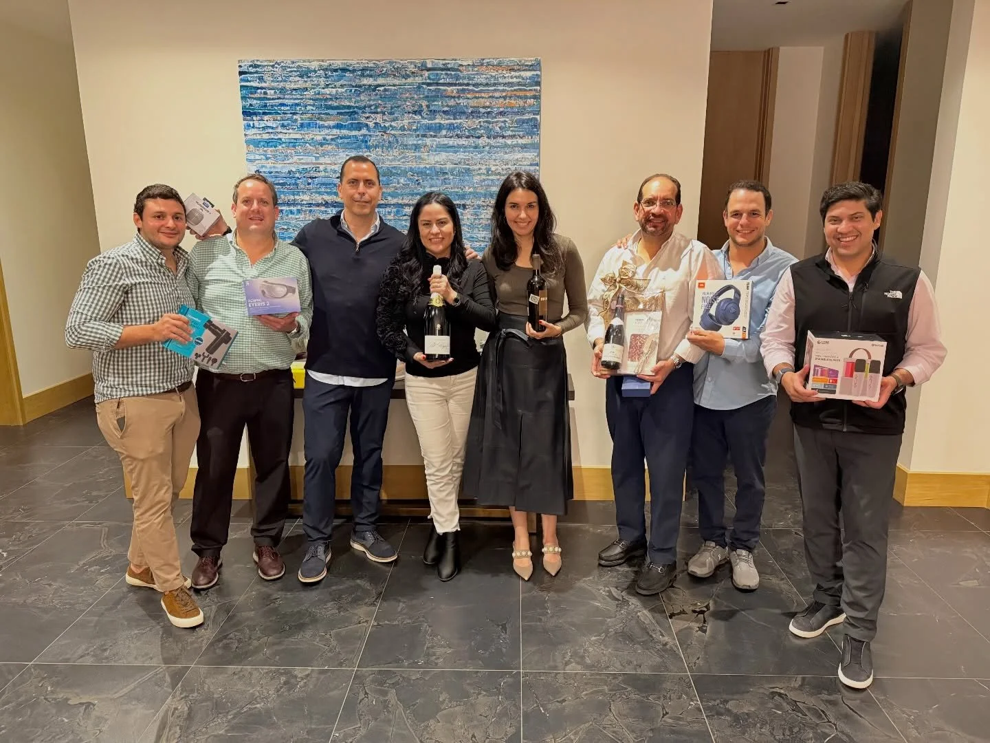 Les comparto una foto reciente de uno de mis espacios favoritos: el foro.​

Son encuentros donde nos sentamos a hablar, a escucharnos y a conocernos m&aacute;s all&aacute; de los roles o las tareas del d&iacute;a a d&iacute;a.​

En cada foro, persona