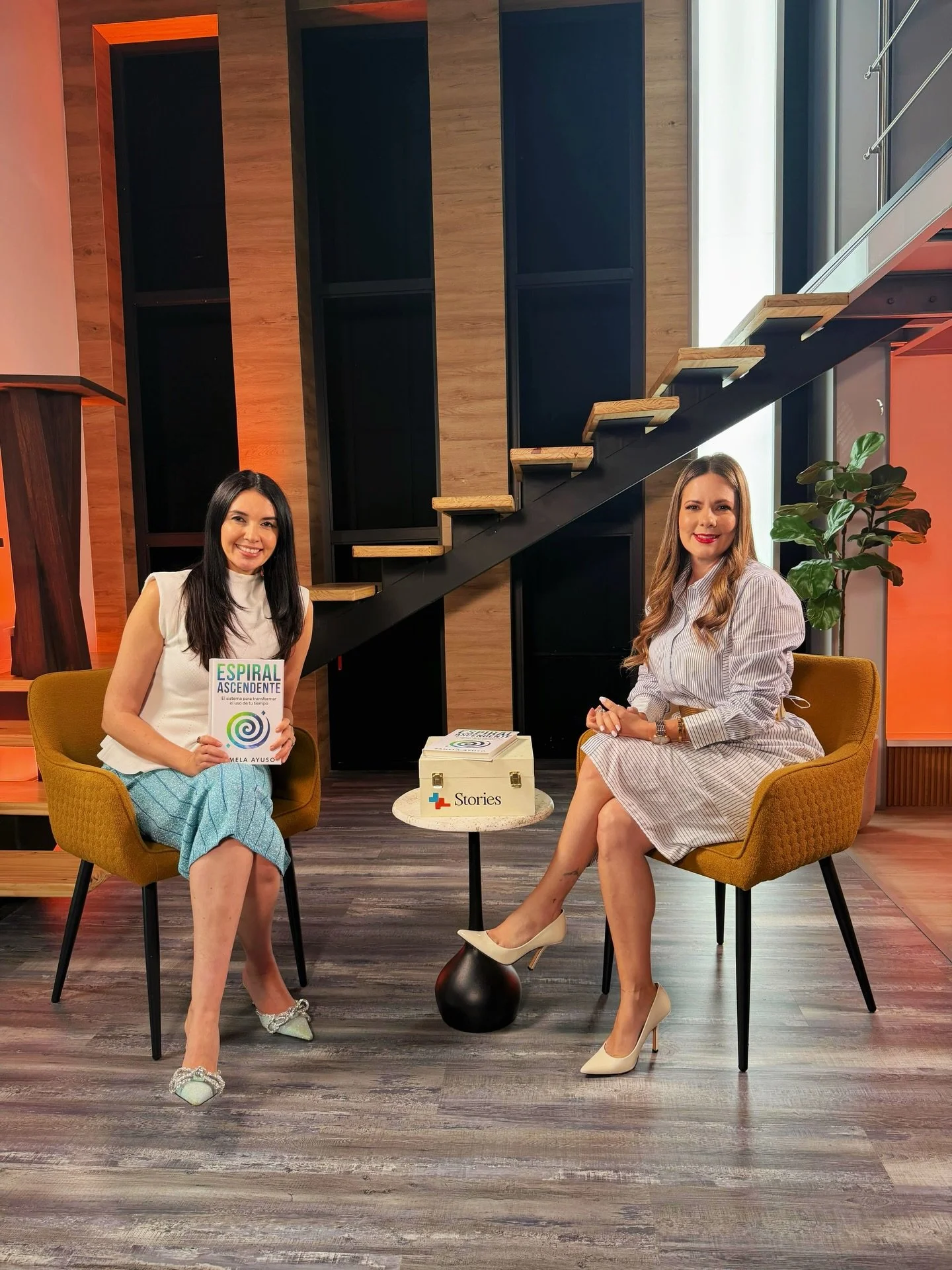 Esta semana tuve la alegr&iacute;a de compartir una conversaci&oacute;n muy especial con @evangelinabarquerotv para su programa Stories en ICN. 💜

Fue un espacio muy valioso para hablar de mi vida, de mi camino, de los libros que he escrito y de Esp