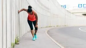 Should You Run Through Pain? Here's How I Think About It