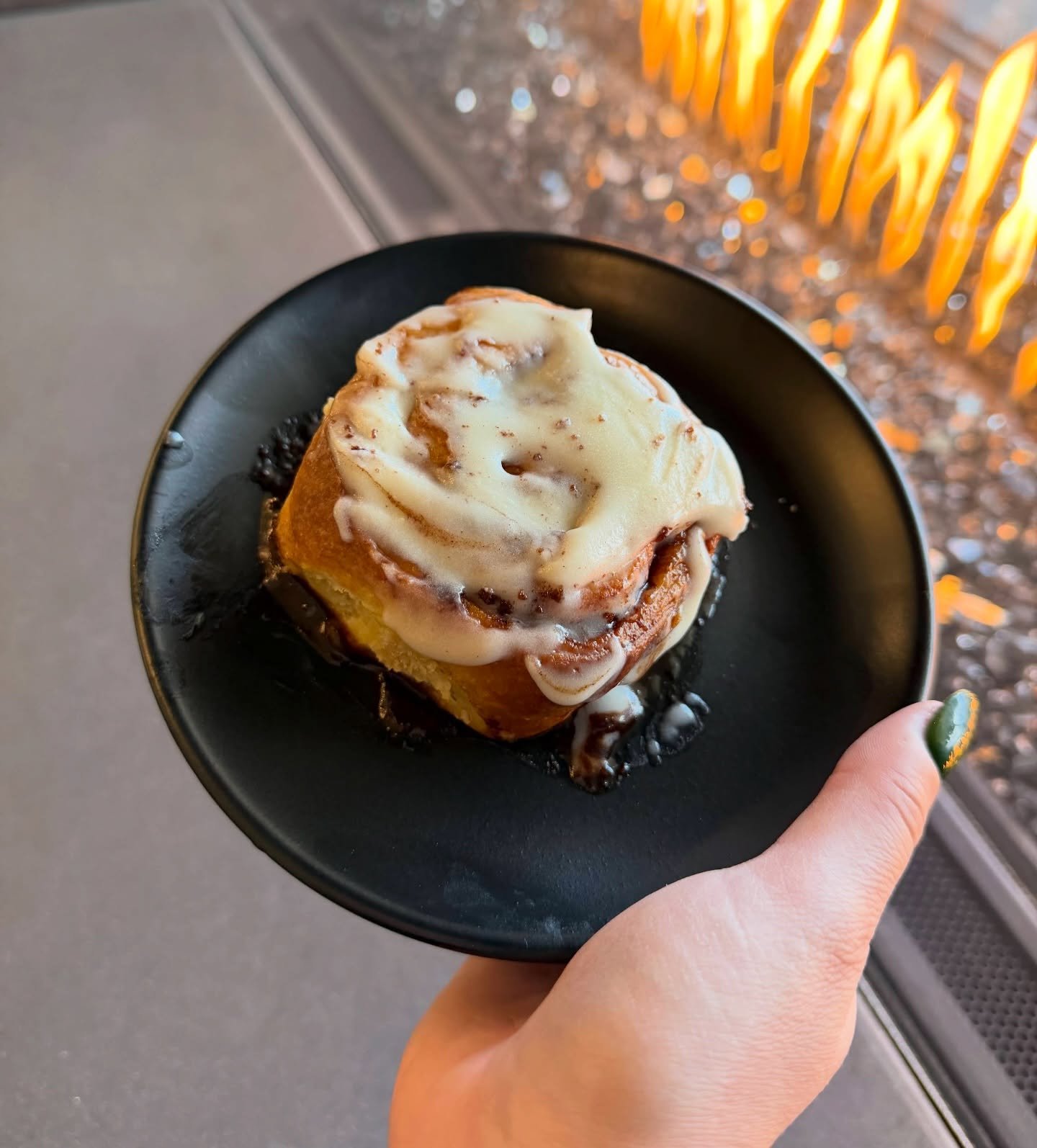 Something sweet to start the day.

Fresh cinnamon rolls, warm espresso, and a quiet seat by the fire &mdash; small moments that make a morning feel just right.

Find your pause at Caesura (suh-ZHUR-uh) Coffeehouse, located inside Rayland Hotel in the