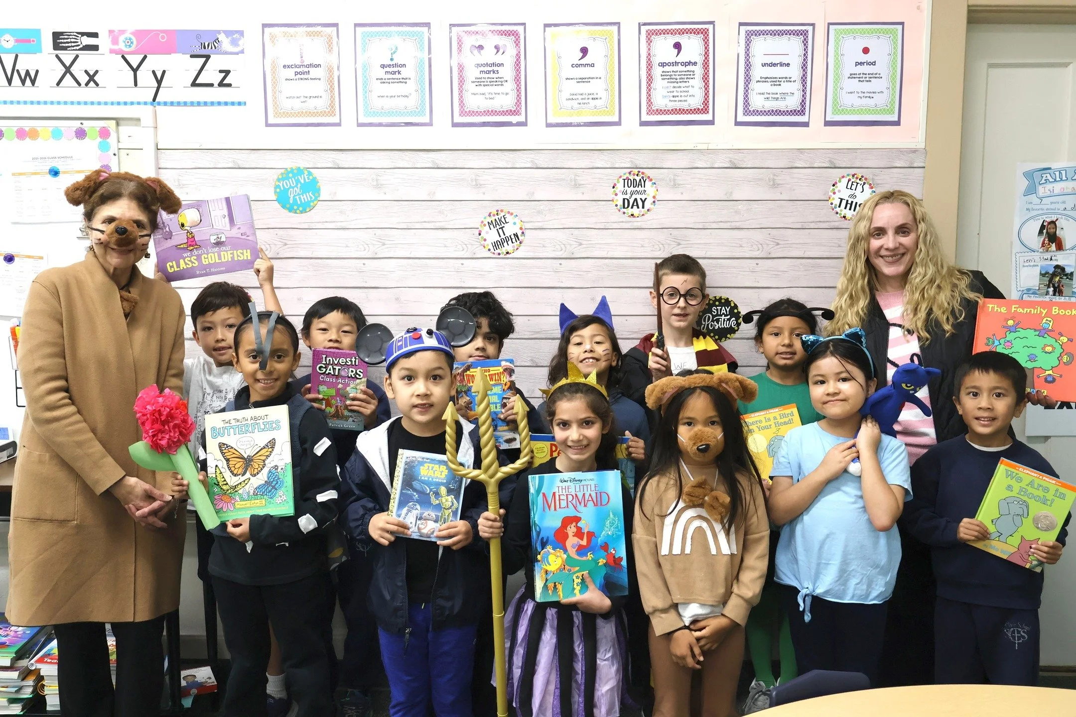 Last week was World Book Day! 

To celebrate their love of reading, our TK through 2nd grade students and teachers brought their favorite books to school and dressed as their favorite book characters. 

From Matilda, to Harry Potter, to The Wild Robo