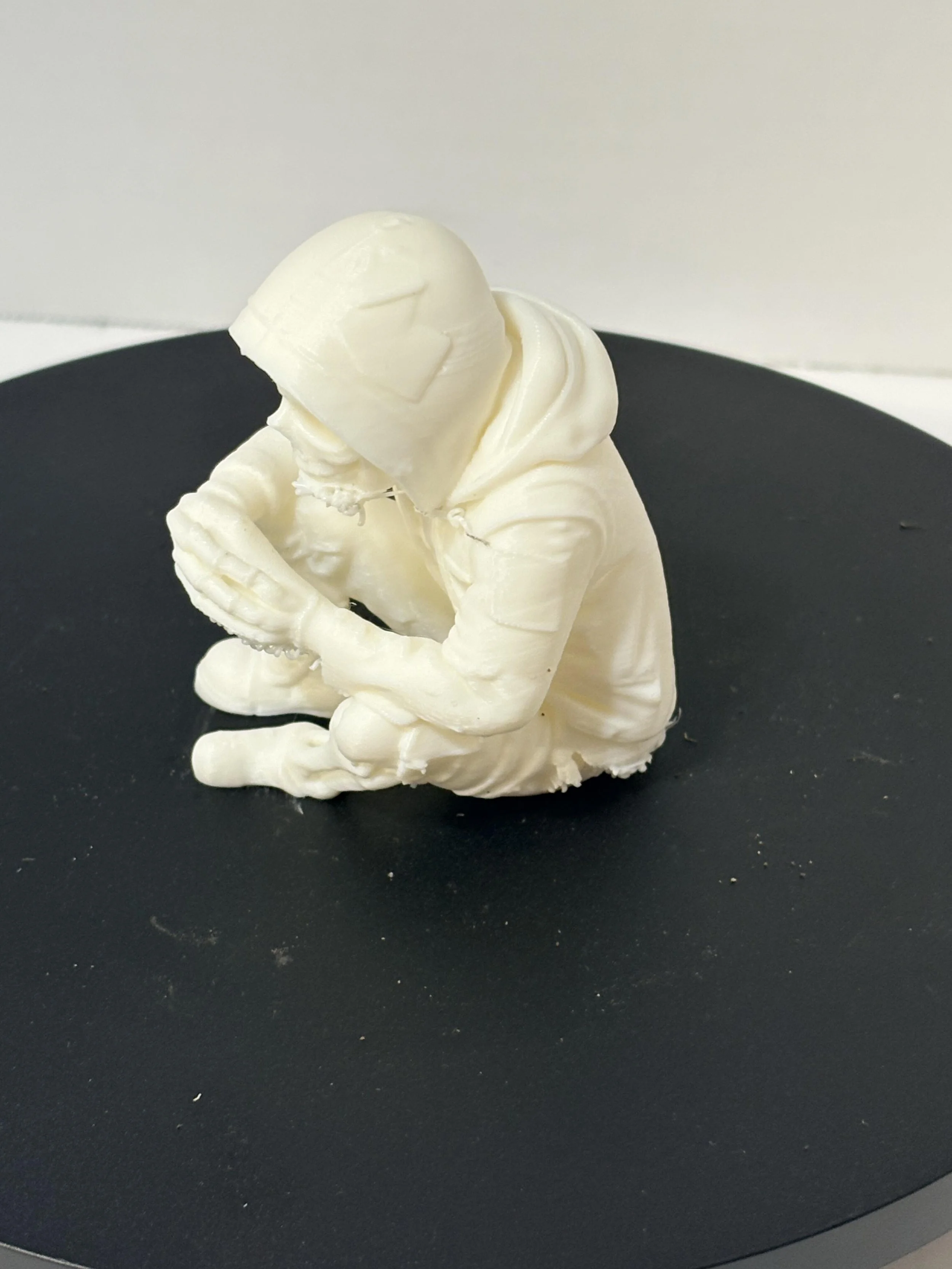 White hoodie skeleton side view.jpeg