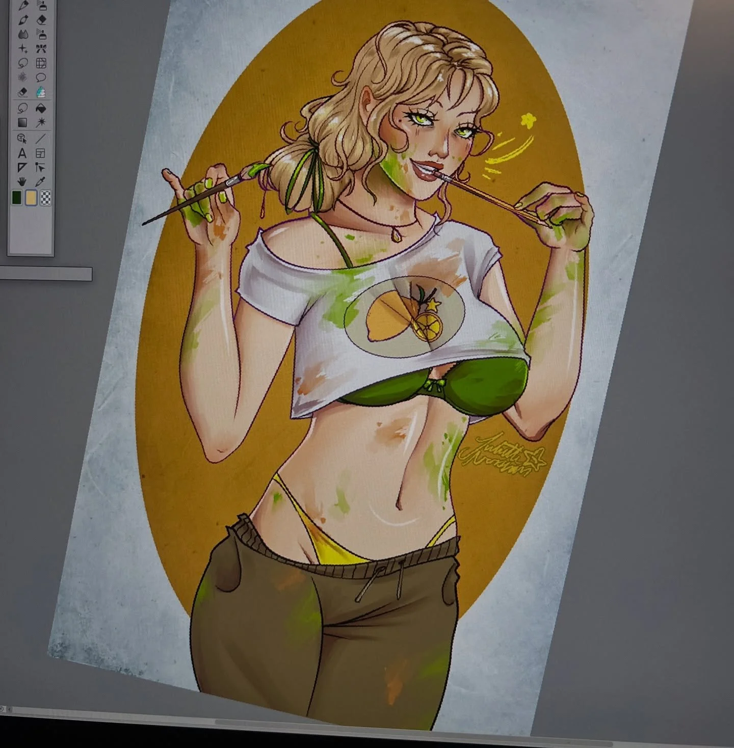 Here is my drawing for day 8 of #pinuptober #pinuptober2025 by @deuza_art ! Today&rsquo;s prompt was &ldquo;Painter&rdquo;💛🎨
