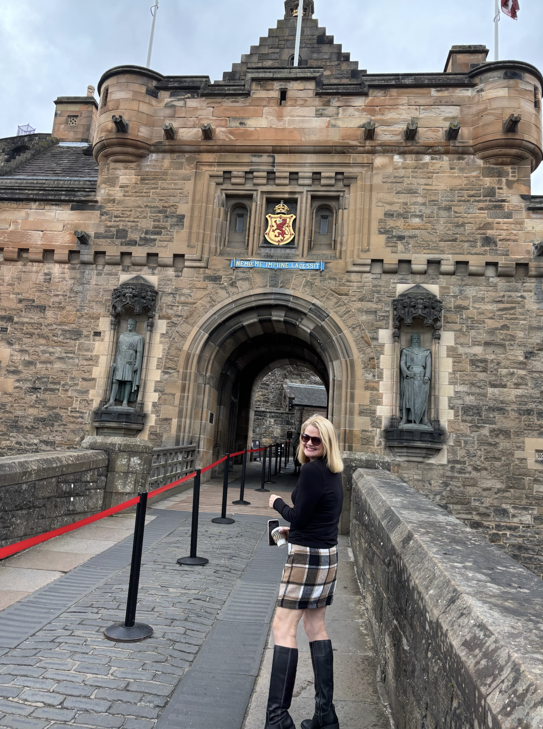 Edinburgh Castle: Come for the Views, Stay for the Stories (and the Scones)