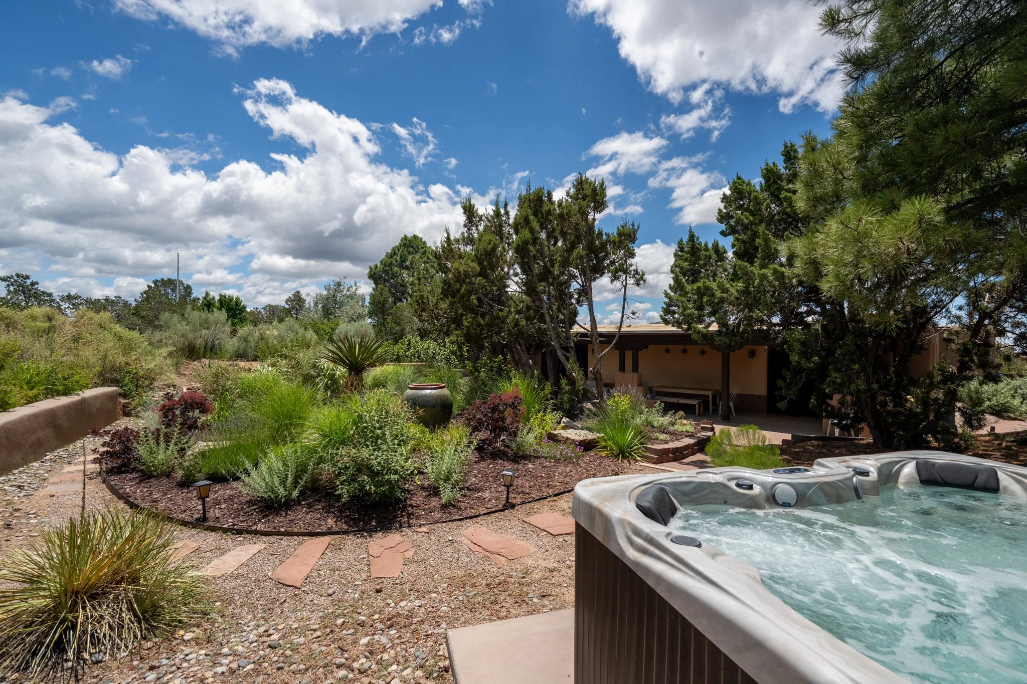CasaE-2.jpg
