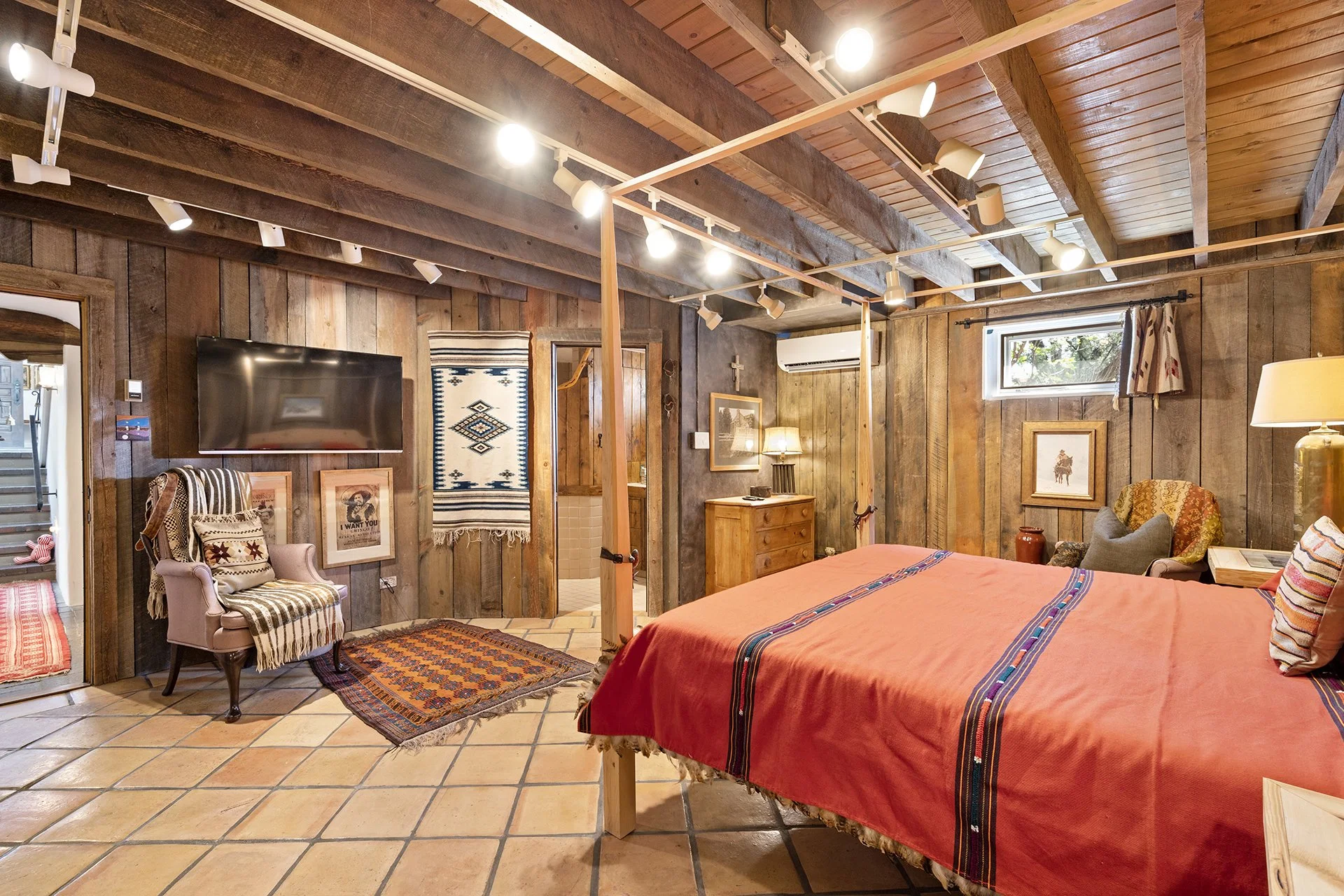 5bd Cinco Chimineas 040.jpg