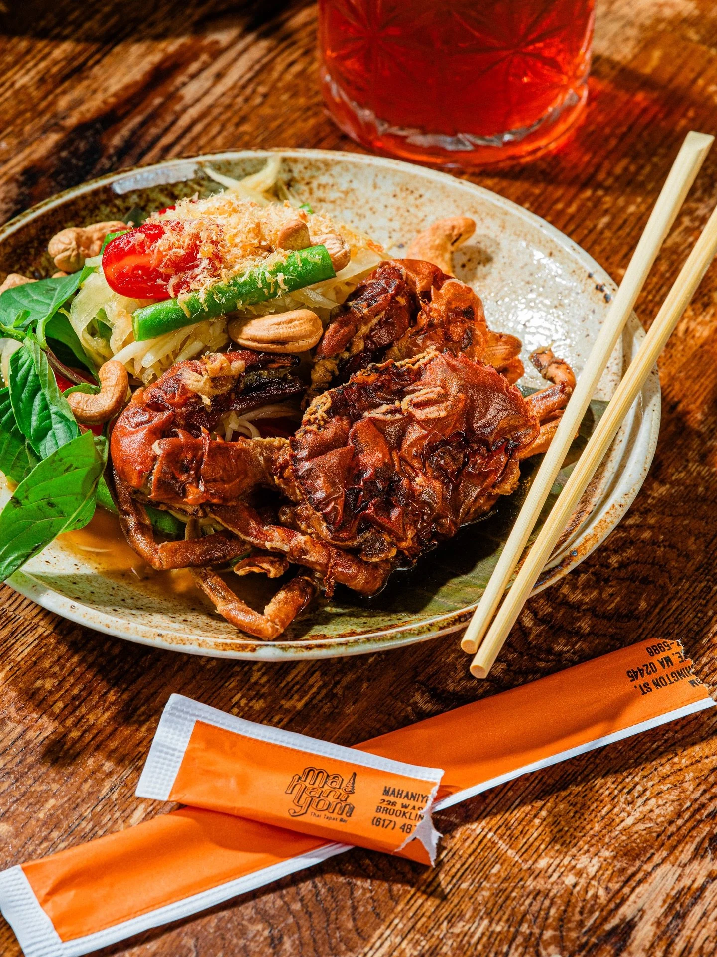 Not your regular papaya salad aka Som Tum 😉🥗 
Som Tum Puu Nim | Thai papaya salad with soft shell crab, shrimp flake, Thai chili, and cashew nut.  ✳️ Seasonal specials, here for a limited time only.

📸:&nbsp;@cmcintoshphoto

#MahaniyomBoston&nbsp;