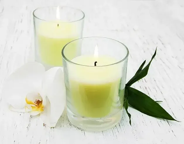 spa-candles-orchid-1920w.webp
