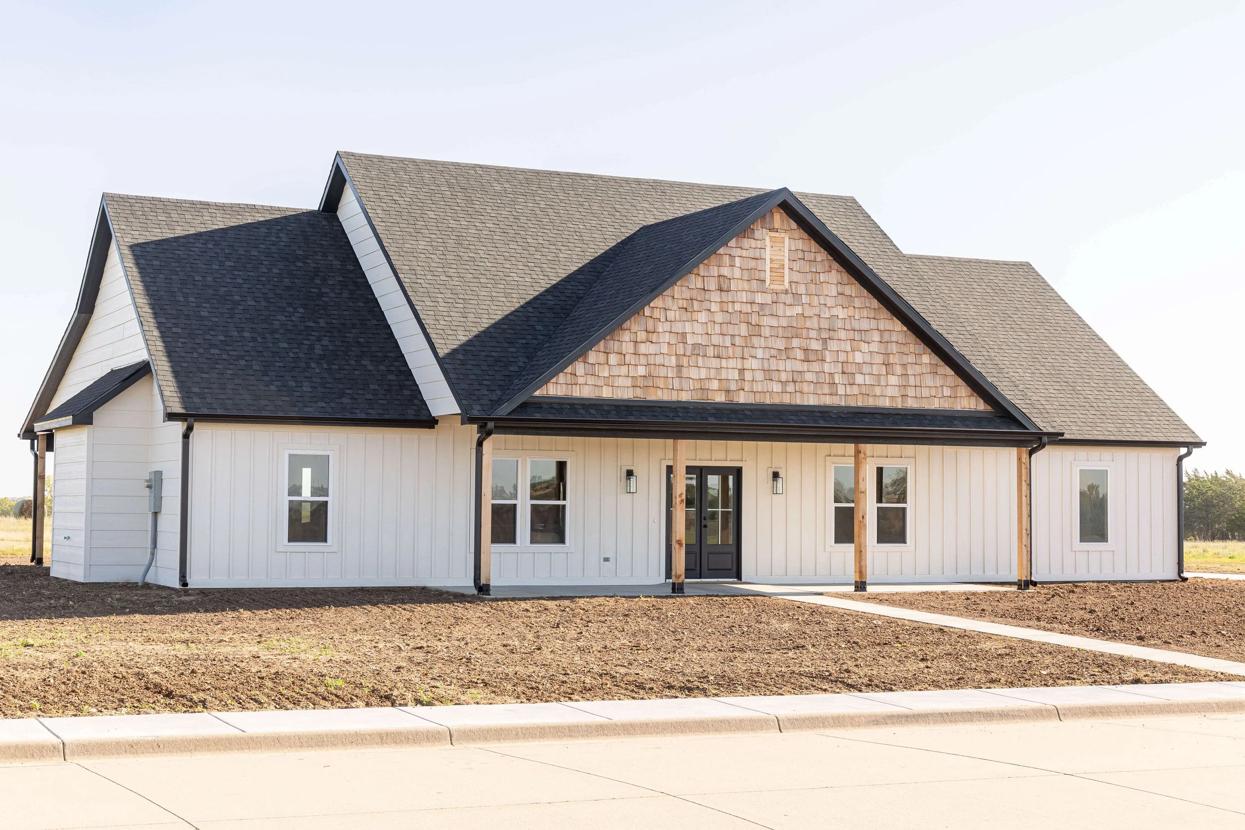 Hood_Construction_1024_Emma_Tuttle_002.jpg