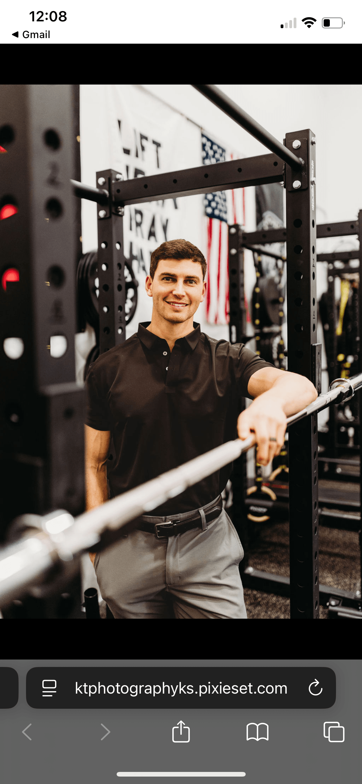 manByBarbell (1).png