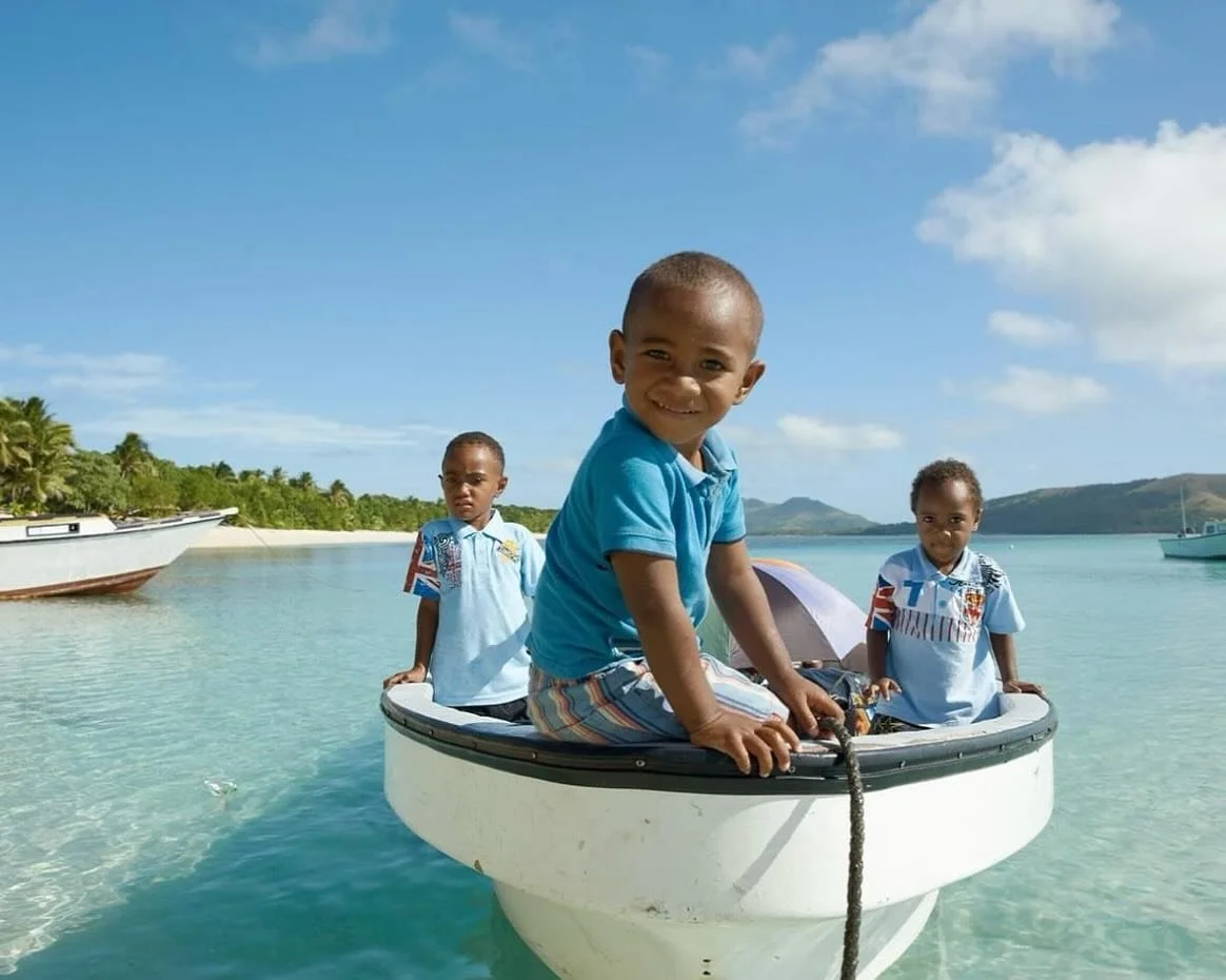 how beautiful is this picture? #coconutgrovefiji #magic #fantasyworld #reef #rainbowreef #coconut #coconuts #beach #sandybeach #whitesandbeach #fiji #taveuni #island #islands #scuba #snorkel #dive #diving #underwater #softcoral #snorkeling #seastheda
