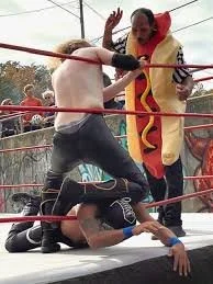 Gouge Wrestling! 