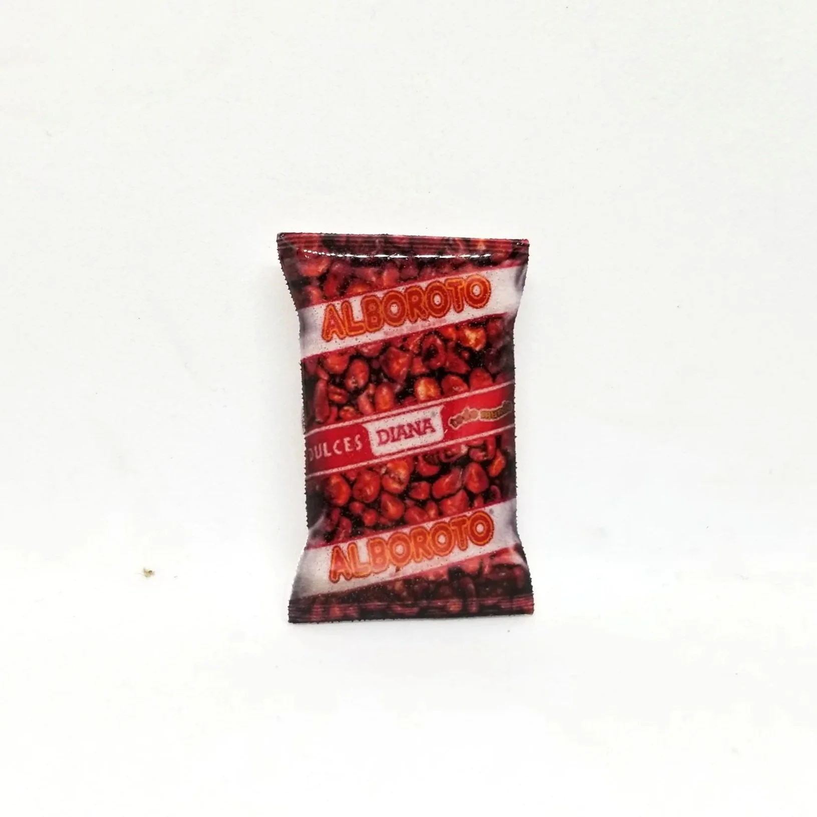 Alboroto pin or magnet