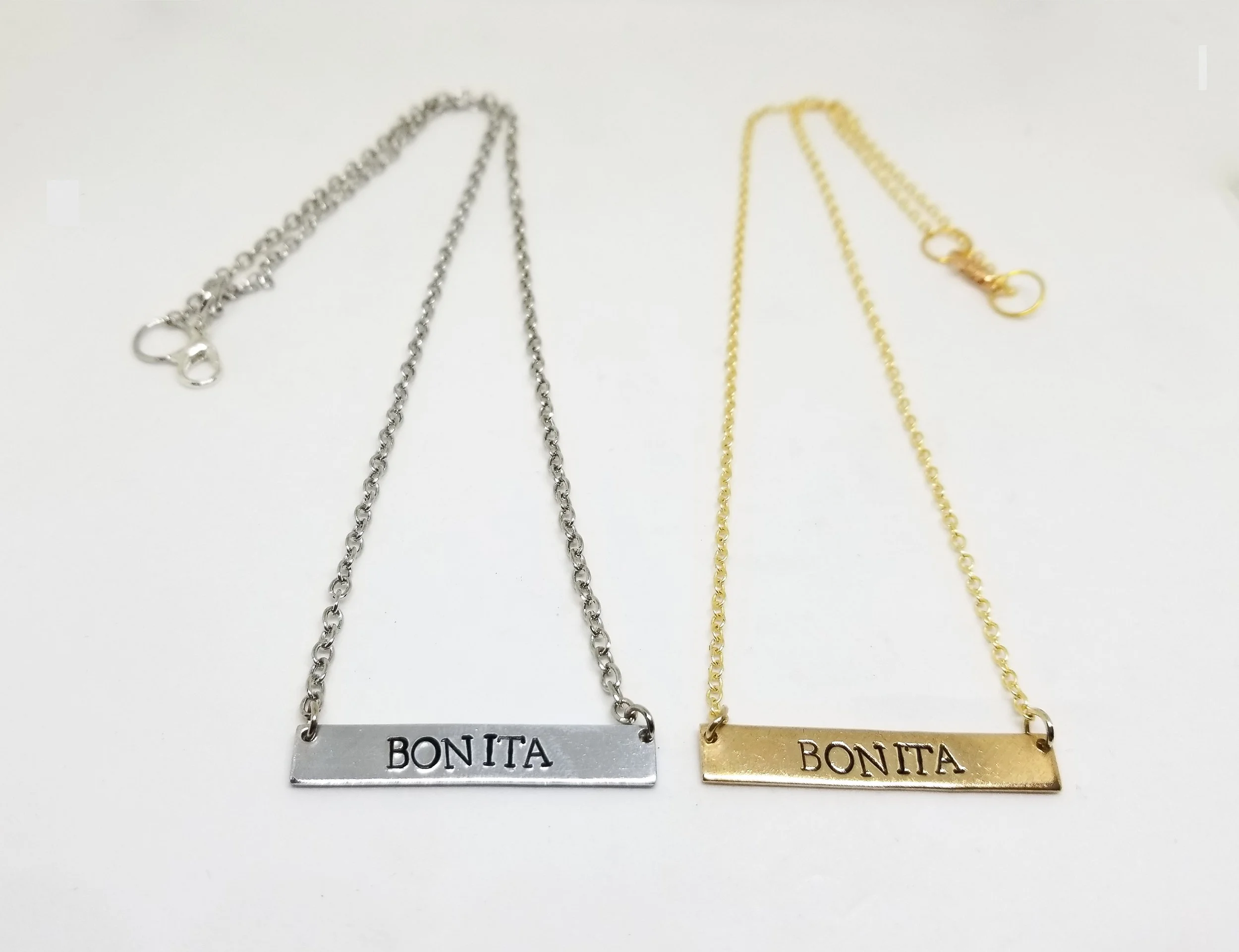 Bonita bar necklace