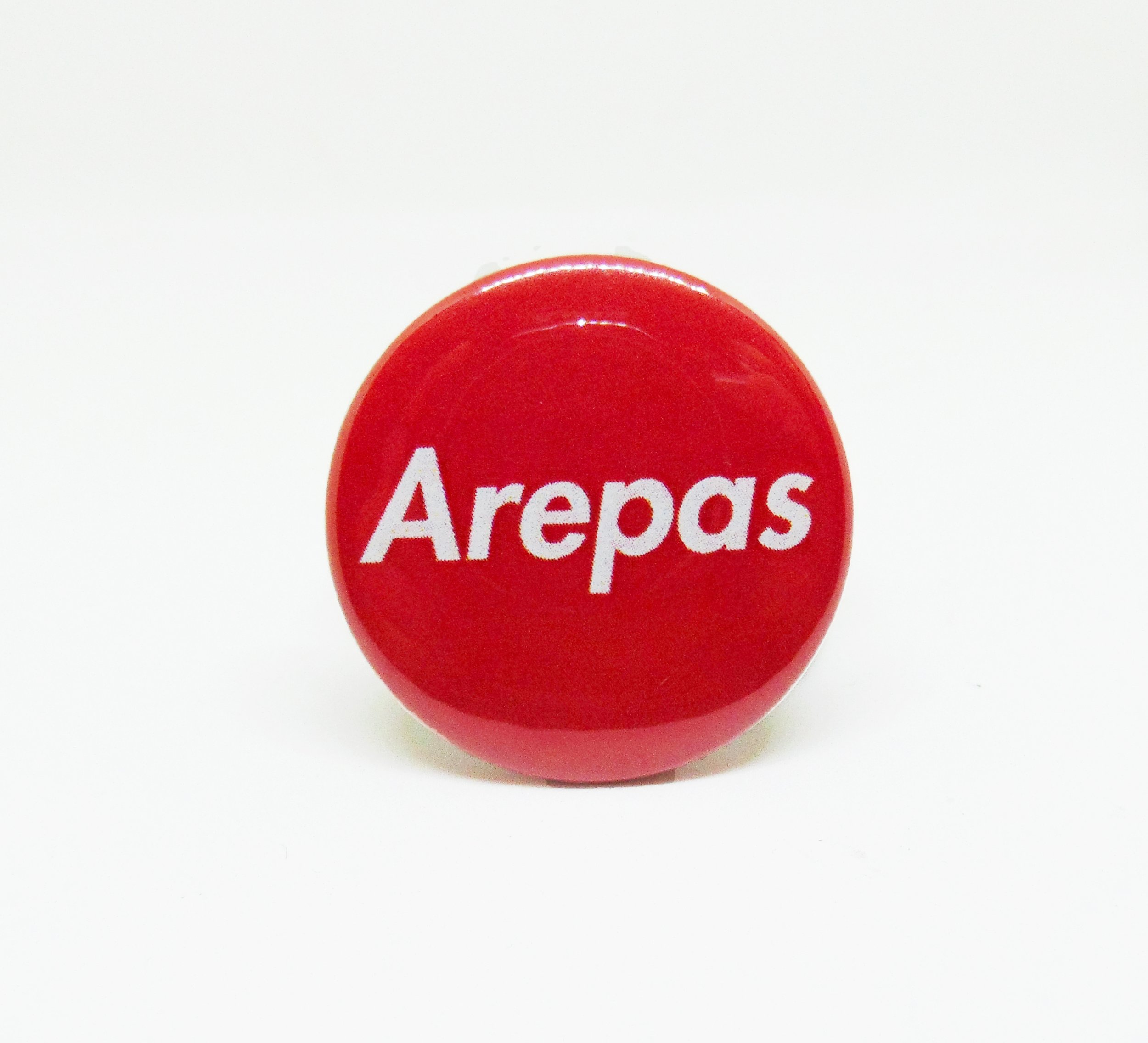 Arepas button pin