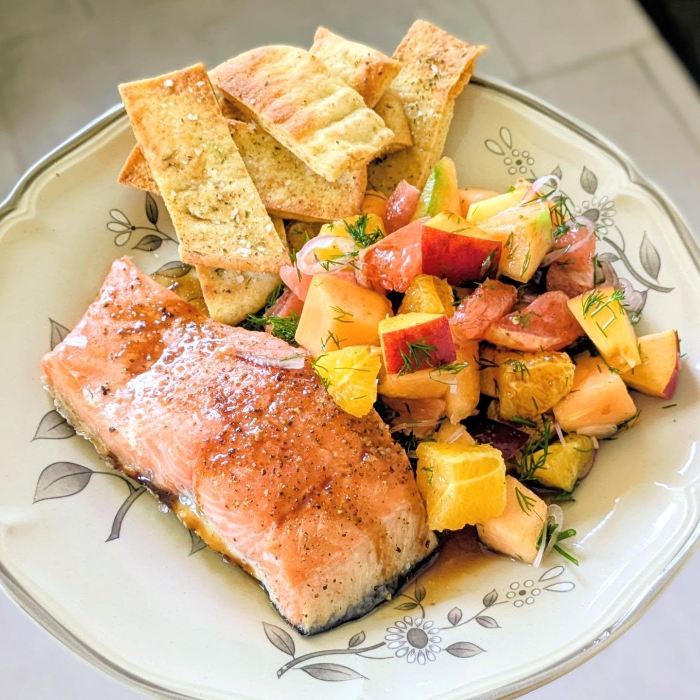 Summer food series: stonefruit salad salmon and emotional support pita chips. 

#chicagofood #chicagopersonalchef #chicagochef #summerfood #stonefruitseason