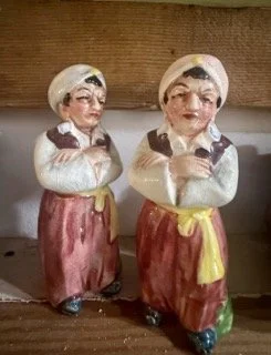 Vintage Figural Animal Salt and Pepper Shakers Ceramic Hand Painted