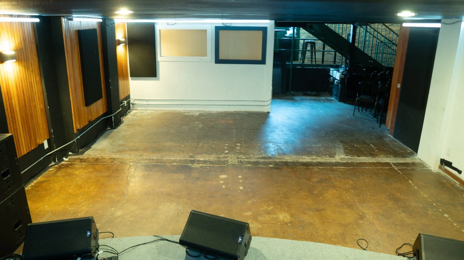 BrushySt-alley_bar-2.jpg