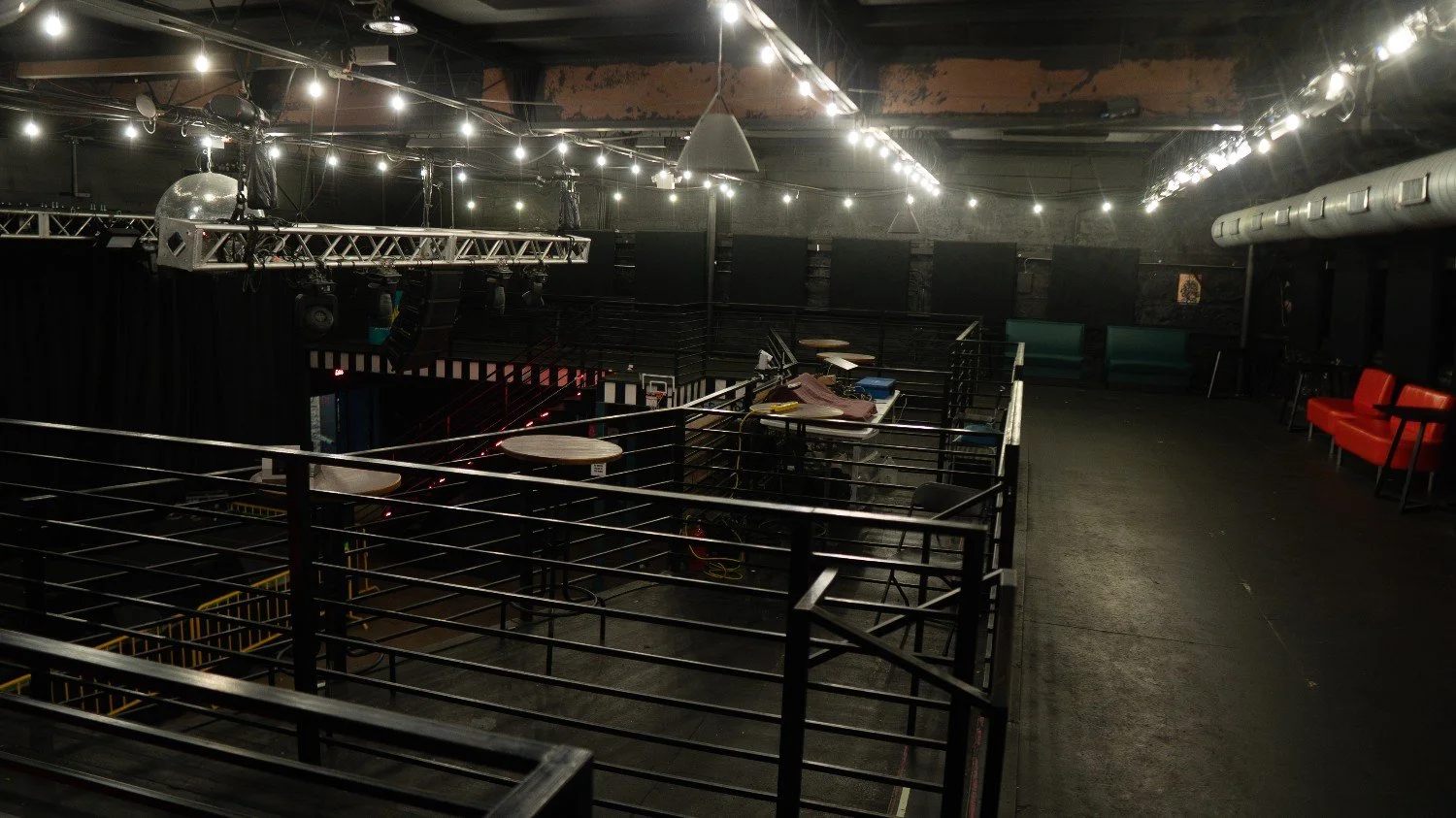 BrushySt-main_room_mezz-1.jpg