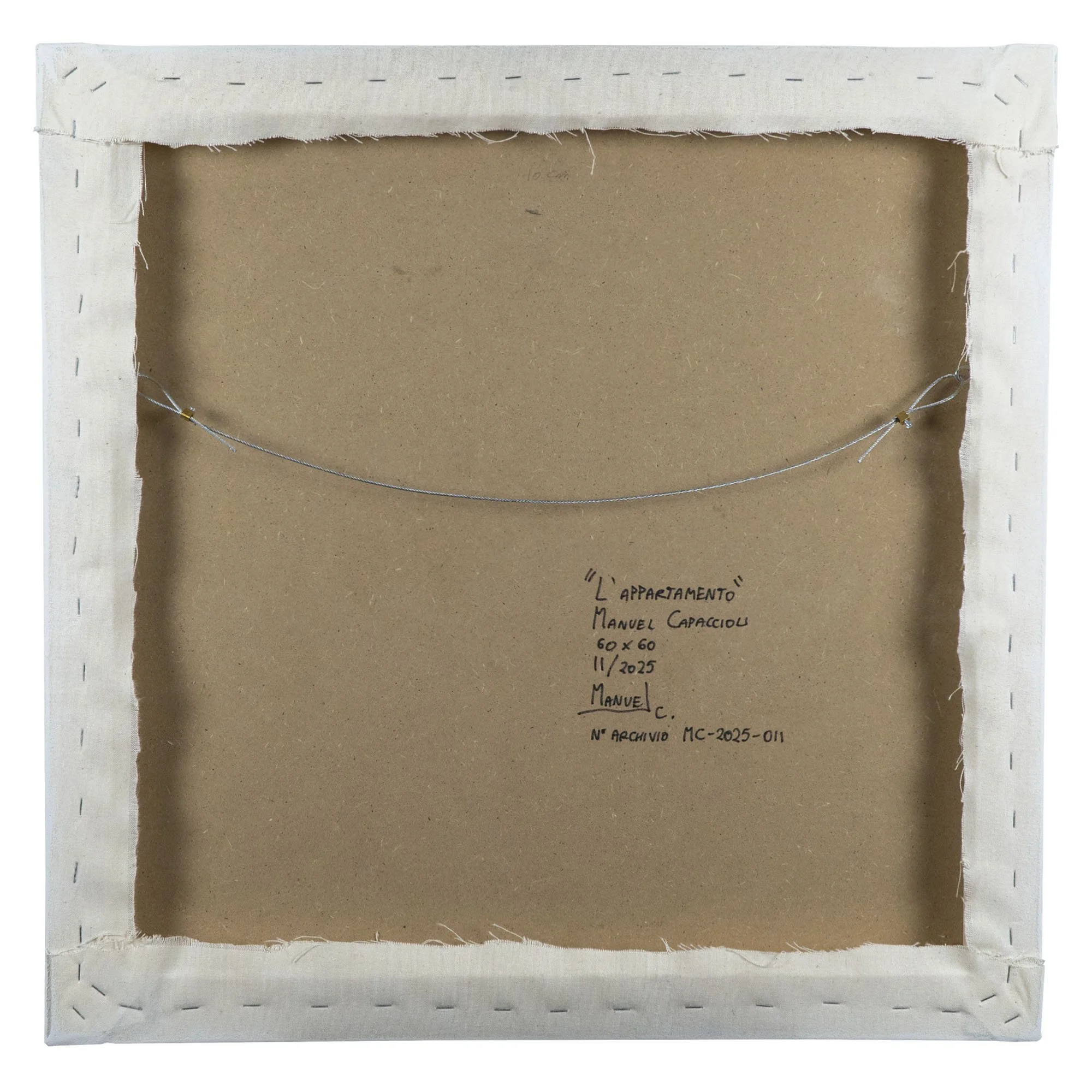 Retro del quadro "L'appartamento" con firma di Manuel Capaccioli, dimensioni,data, numero d'archivio mc-2025-011.