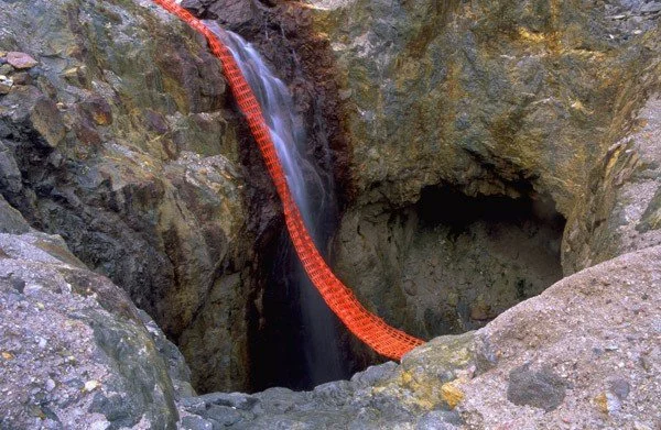 Martin Walch, 'Acid Drainage, Crown Lyell Mine' 2002, stereoscopic pair of colour transparencies.