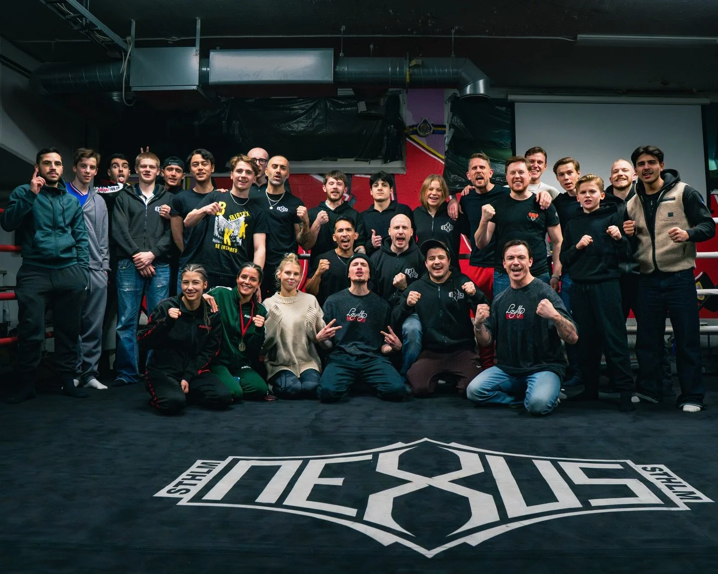 Vi vill rikta ett stort tack till alla fighters som hade modet att kliva in i ringen p&aring; LOYALTY Fights 2. Ni &auml;r anledningen till att vi kunde sl&aring; rekord och bryta murar.

Tack till alla coacher och klubbar som kom med r&auml;tt energ