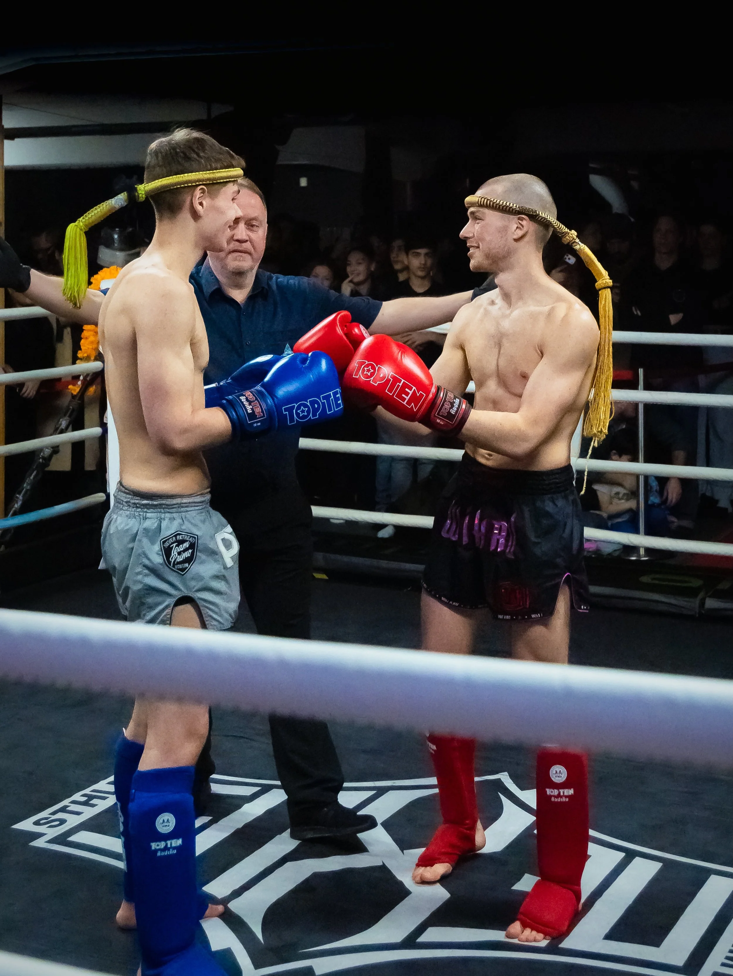 𝗟𝗢𝗬𝗔𝗟𝗧𝗬 𝗙𝗜𝗚𝗛𝗧𝗦 𝟮 
Kraft, vilja och intensitet i varje moment, st&ouml;rsta respekt till fighters som ger allt i ringen. 

LOYALTY Fights 3, d&auml;r n&auml;sta standard s&auml;tts.

📷 @filizdemirbek 

#loyaltyfights#muaythai#thaiboxing