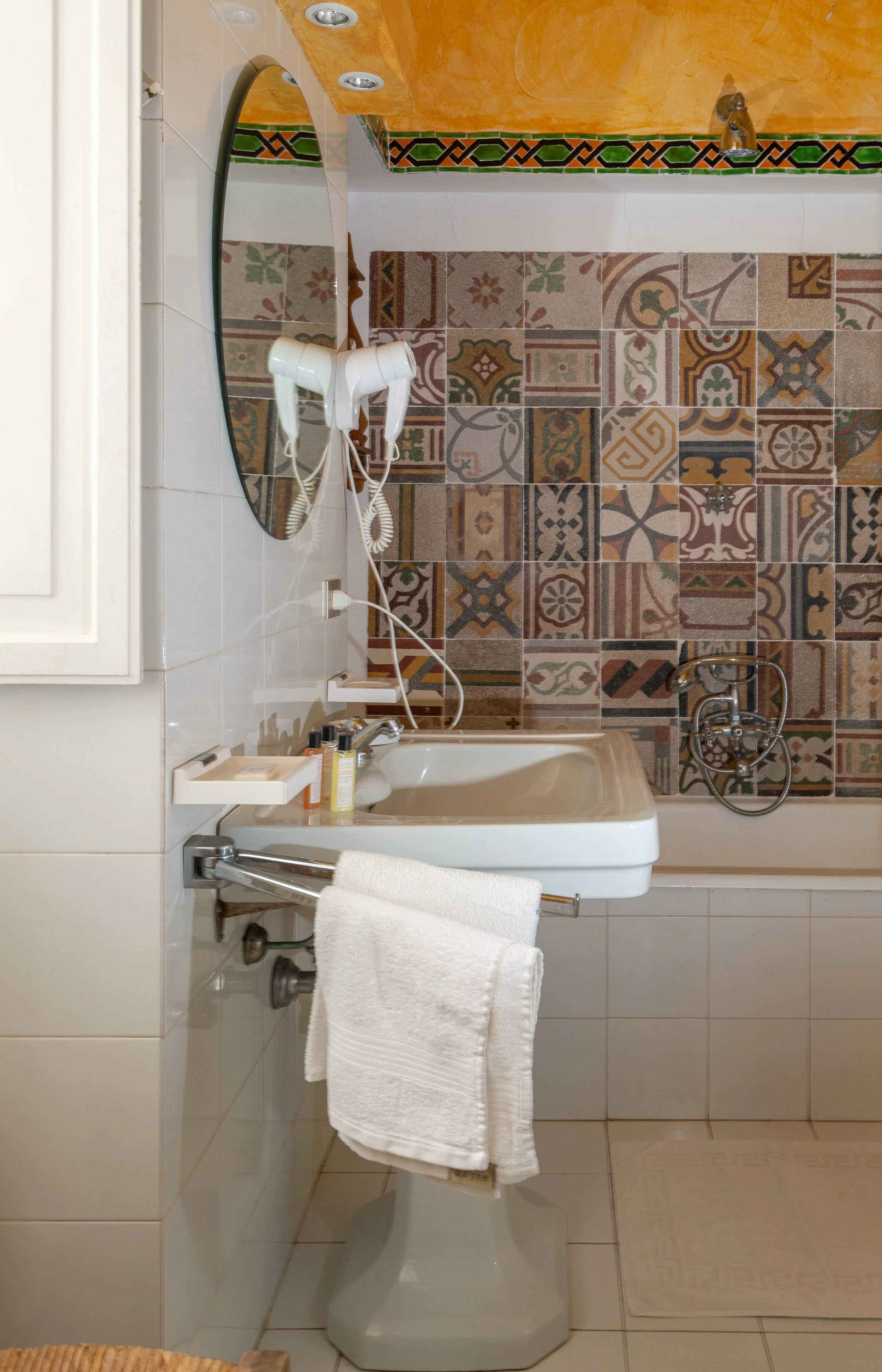 casa vostra room 1 wc.jpg