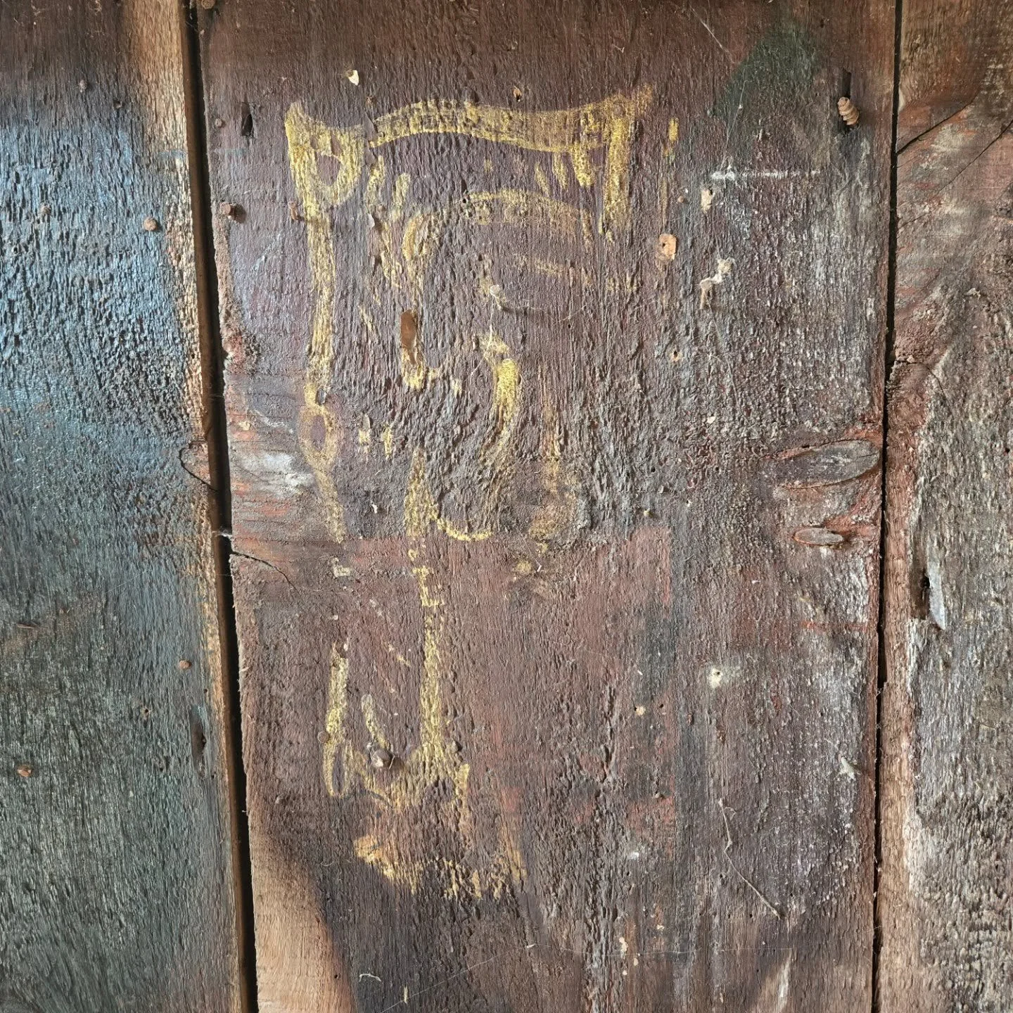 Yesterday was a Historical Society day! Lately, we have been working on cleaning up the main level of the barn so that it can be used for programs next year. As I was sweeping it out, I noticed some interesting things! The French family was very arti