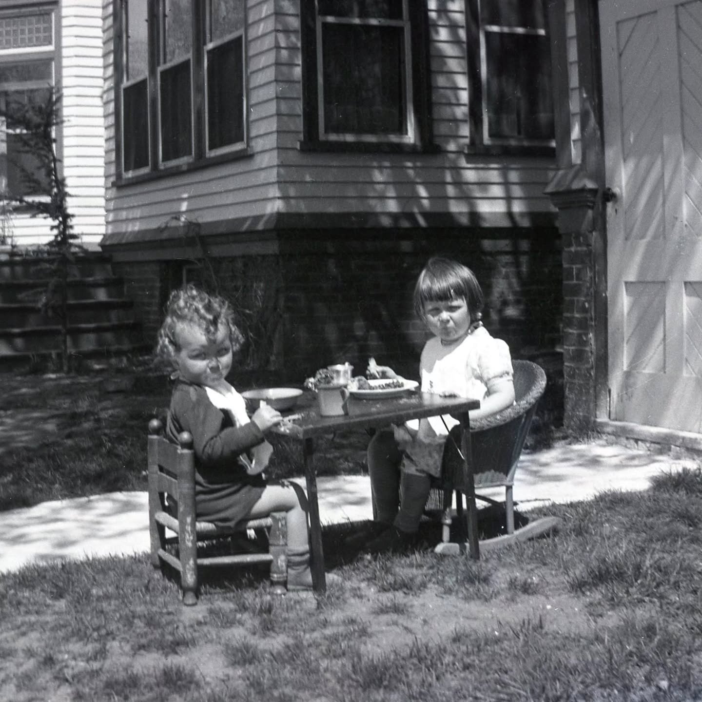 It's feeling raw out today but much warmer weather is coming tomorrow! This photograph shows Anne and Gordon Price enjoying an outdoor picnic at Ingaldsby Farm in May of 1933.

The photograph is from the Ingalls-Price Collection at the Boxford Histor