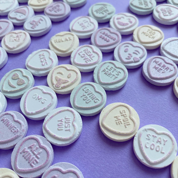 LETTERING_LOVE V02_LOOP.gif